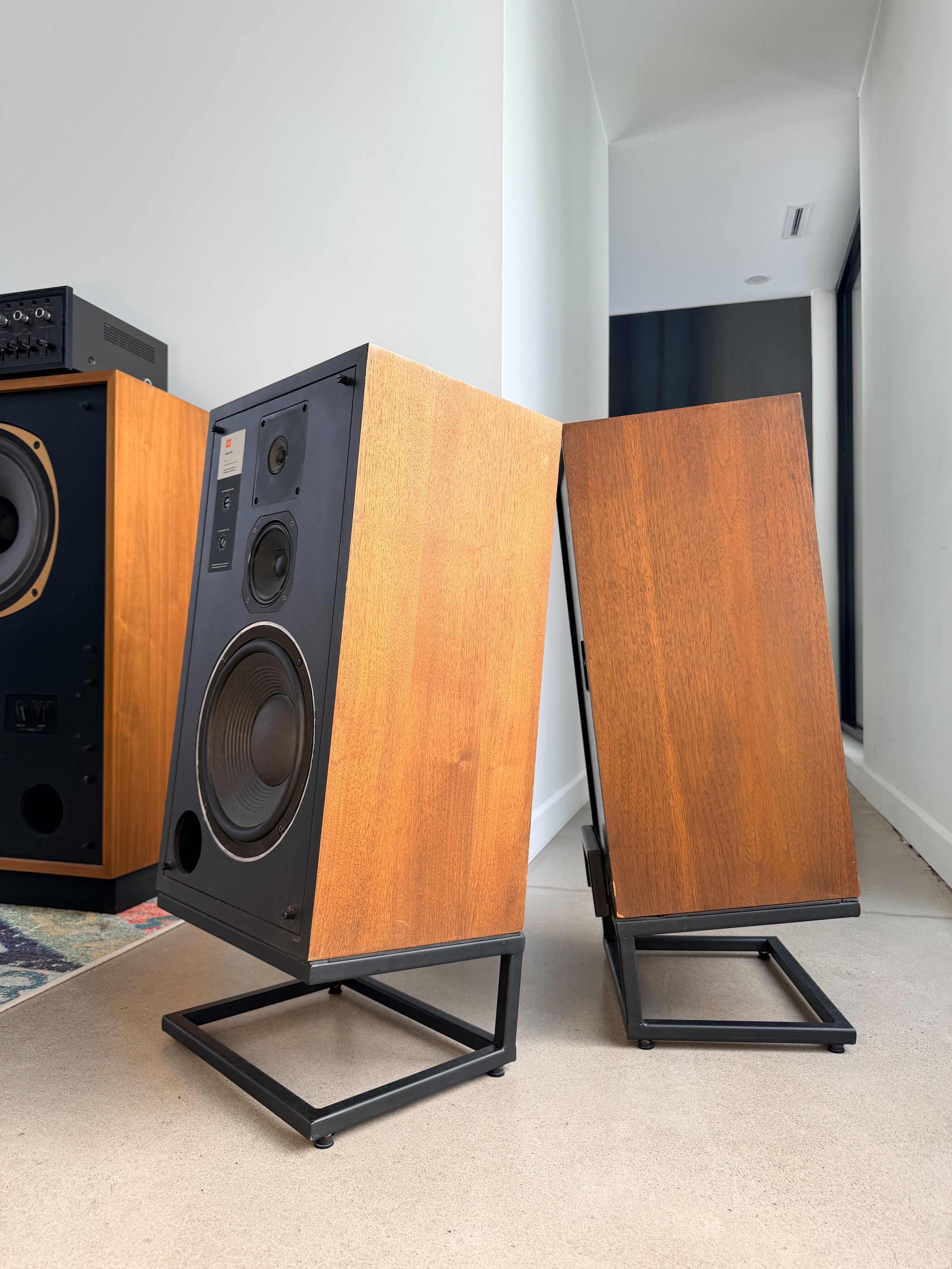 JBL L50 _Floorstanding speakers