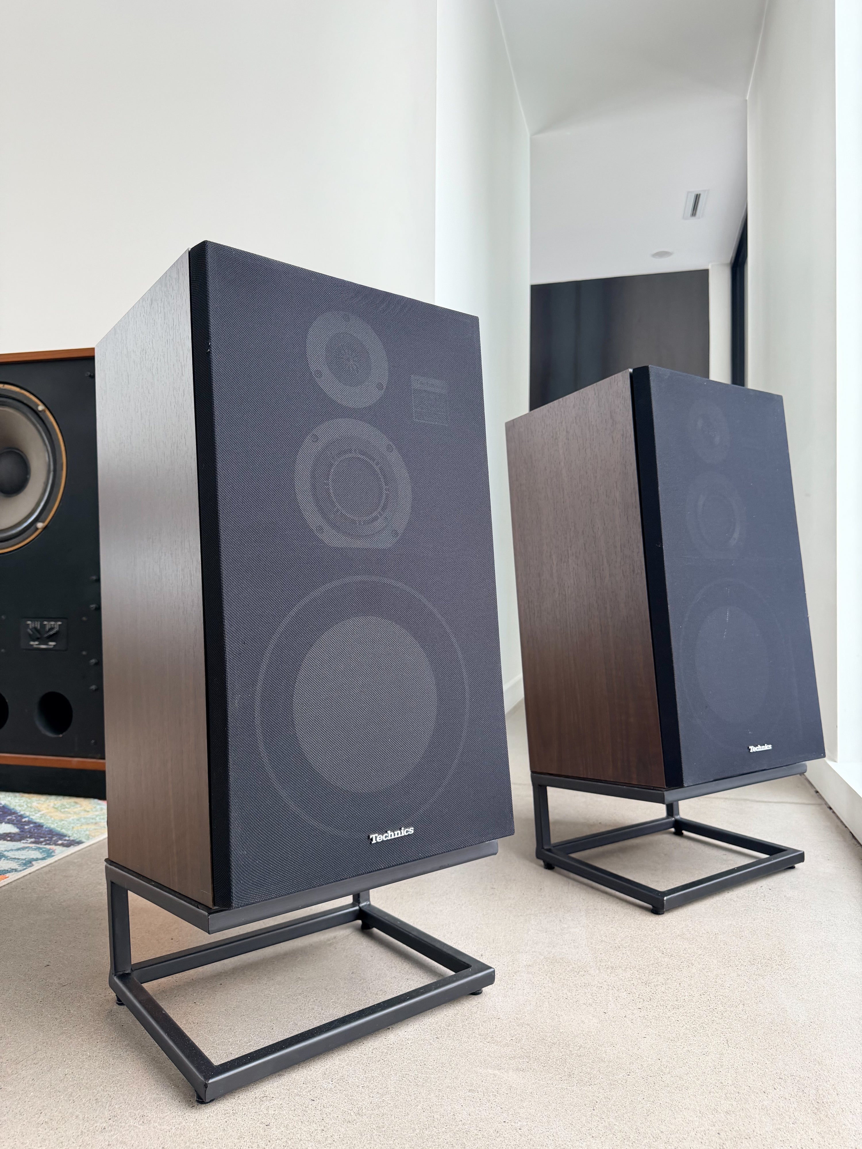 Technics SB-X500A  _Floorstanding speakers