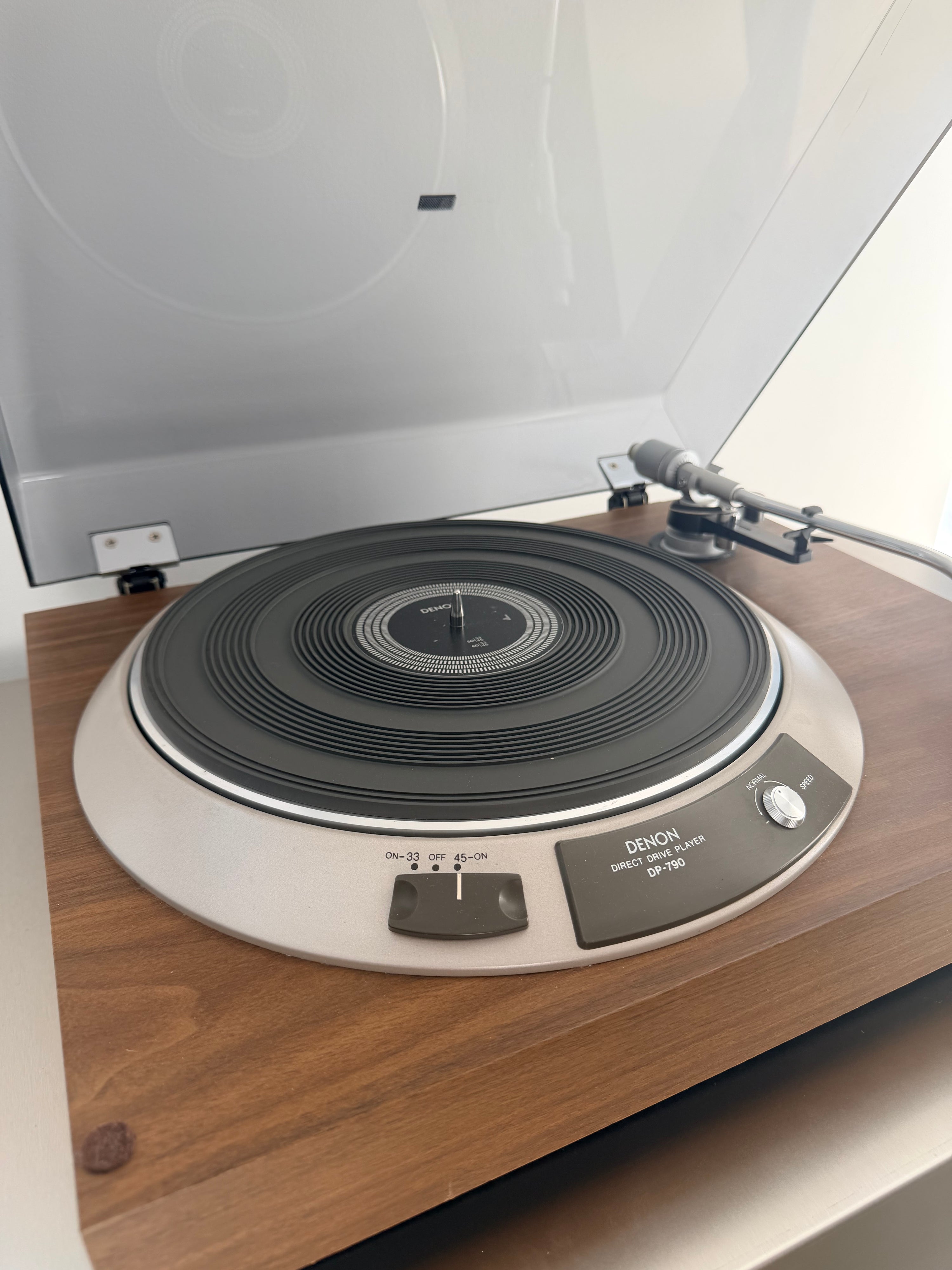 Denon DP-790W _Table tournante à entraînement directe