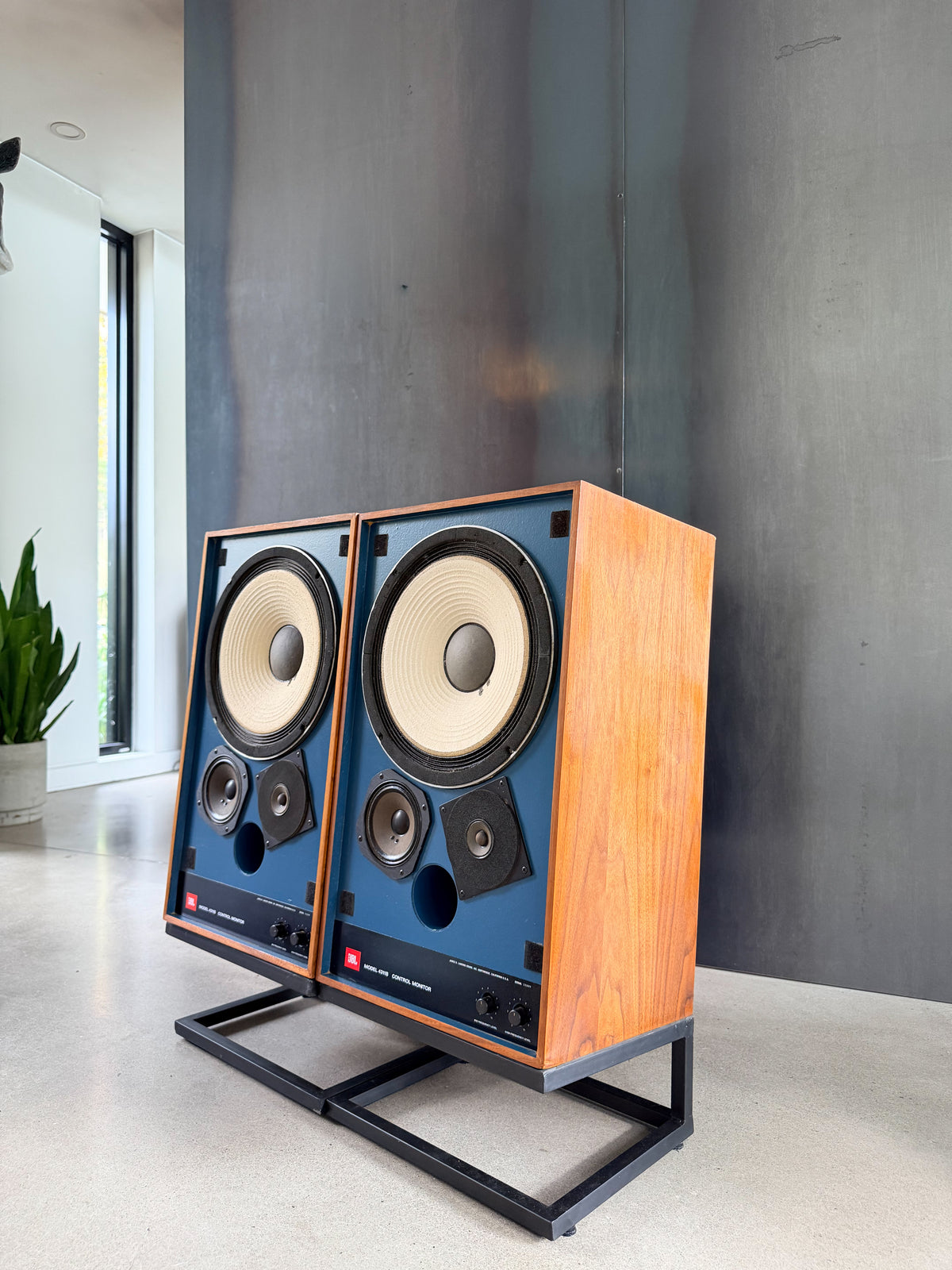 JBL 4311B _Control Monitors