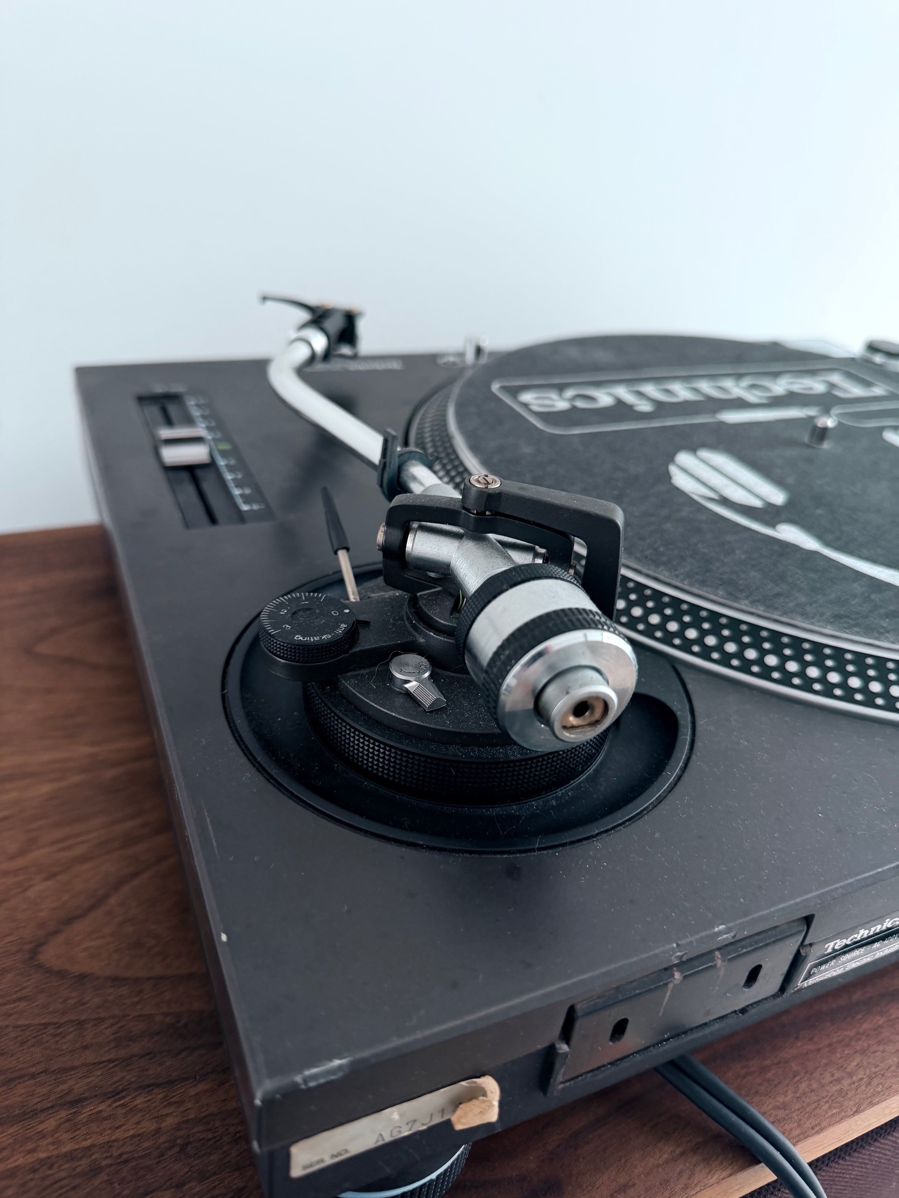 SL-1200 MK2 _Table tournante à entraînement direct