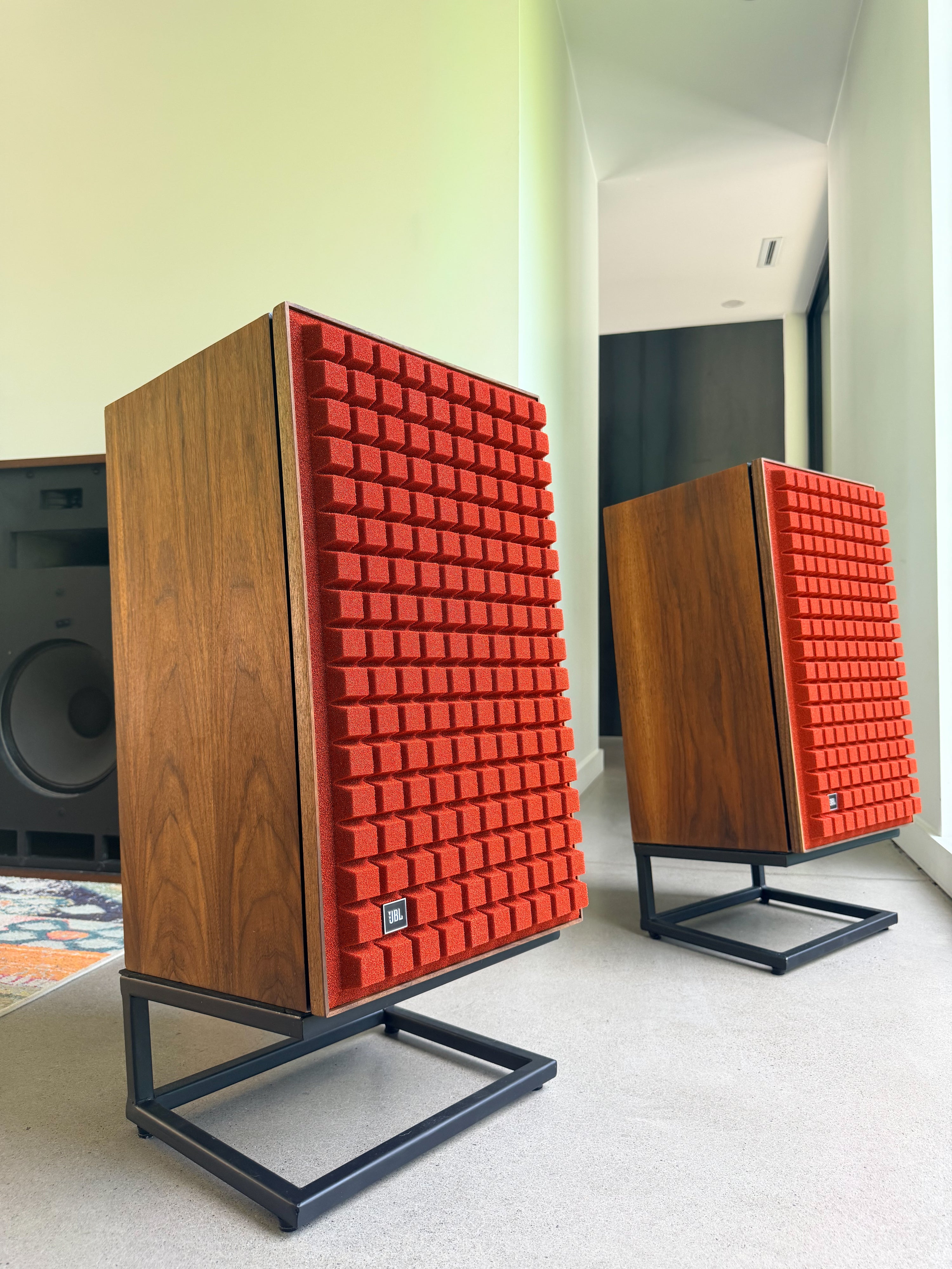 JBL L100 _Floorstanding speakers