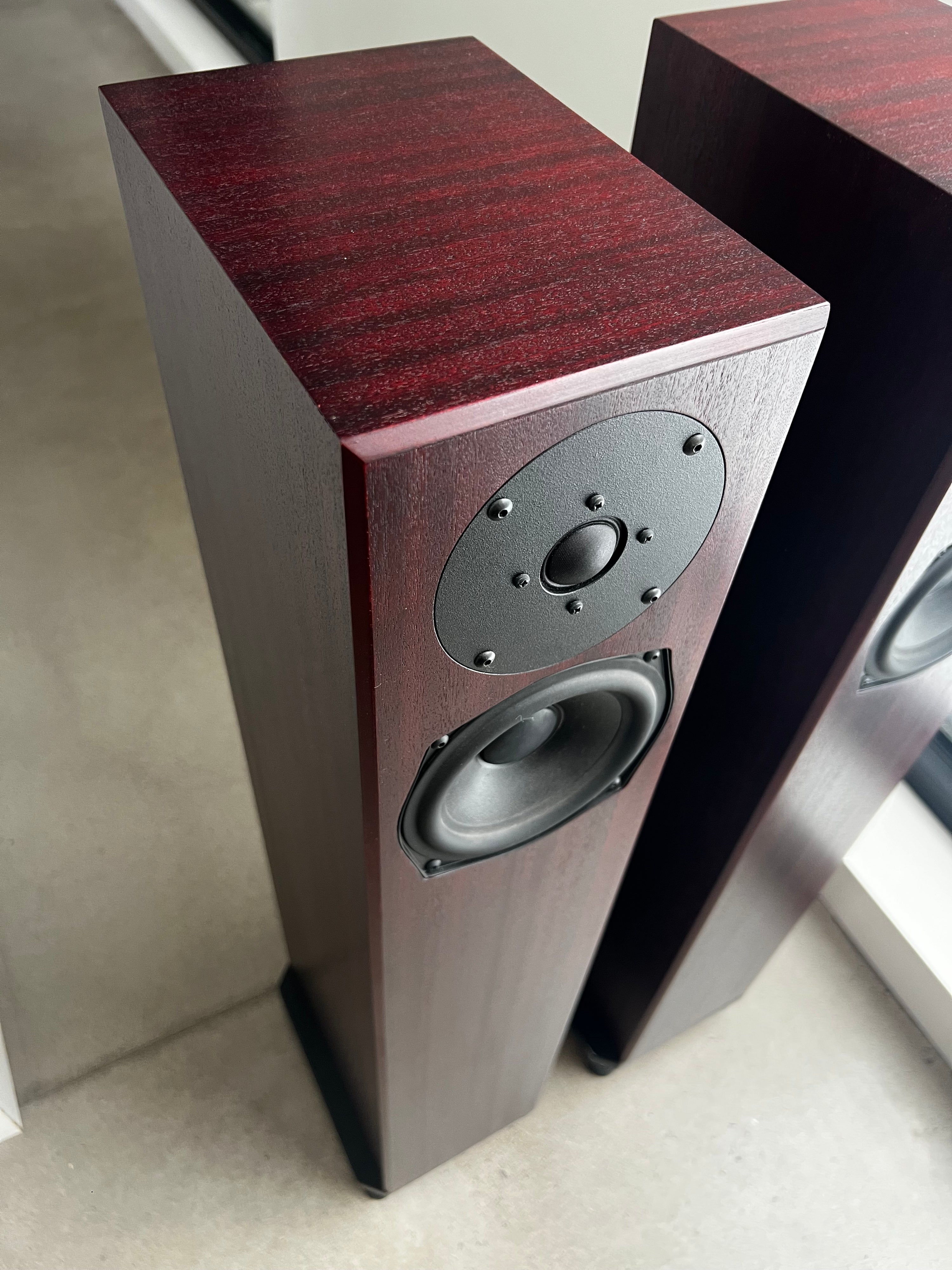 Totem STTAF  MK2_ Haut-Parleurs de plancher