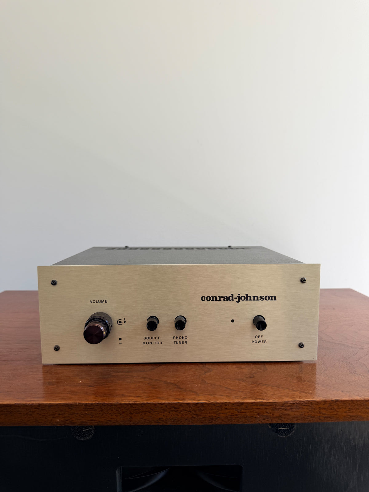 Conrad Johnson PV3 _Preamplifier