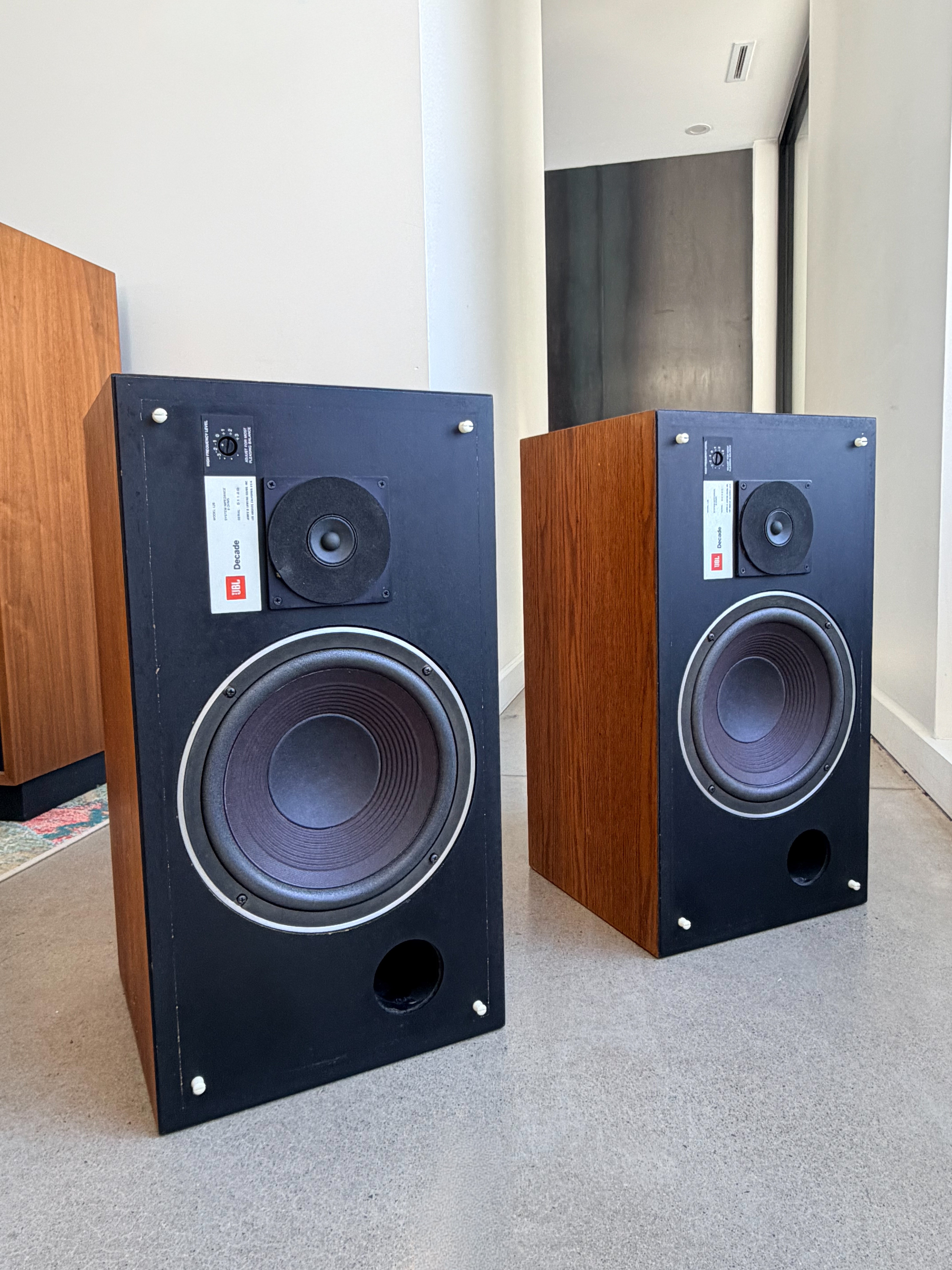JBL L26 _Haut-parleurs de Plancher – image sonore