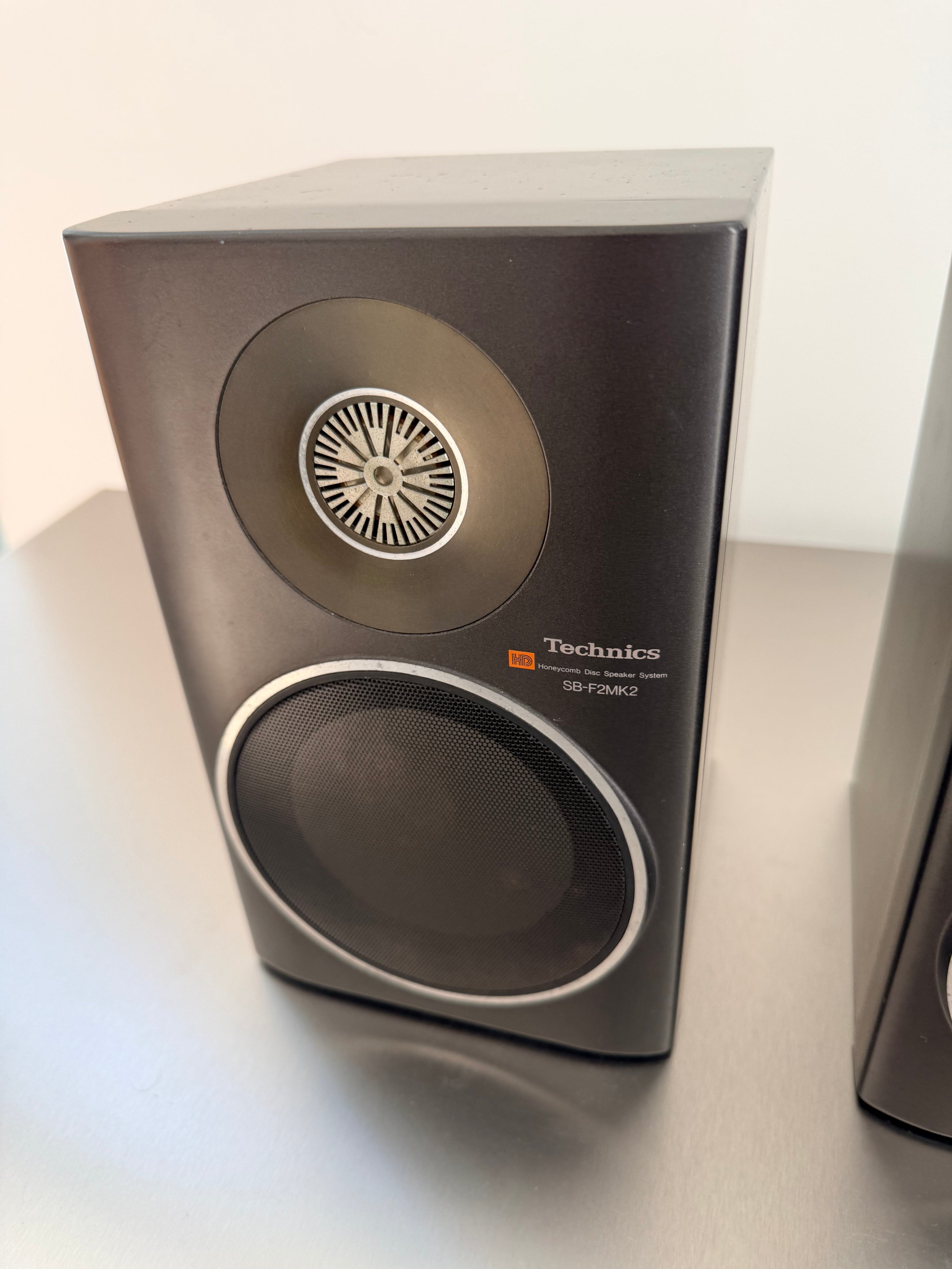 Technics SB-F2MK2 _Bookshelf speakers