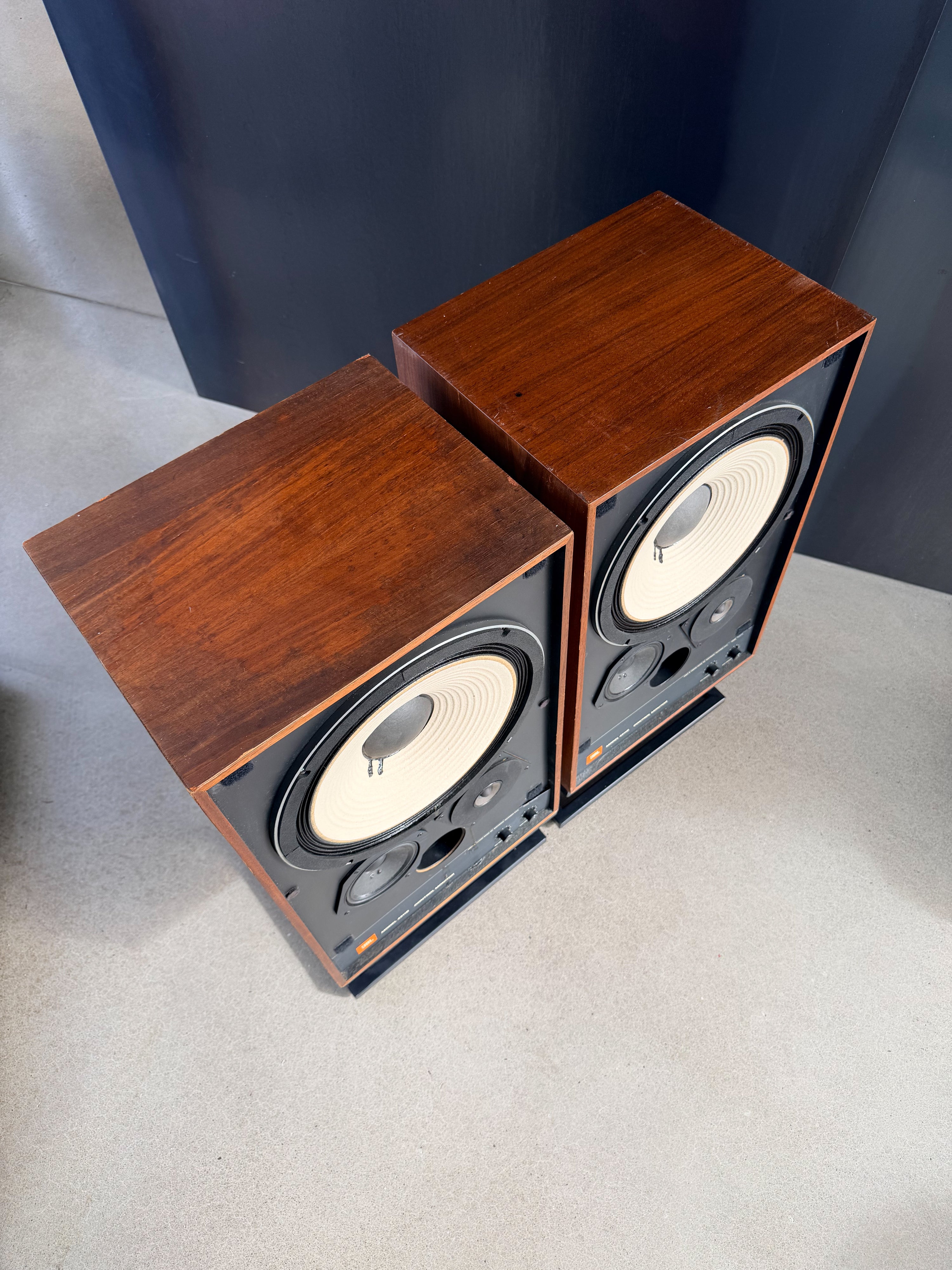 JBL 4311 WX _Floorstanding speakers
