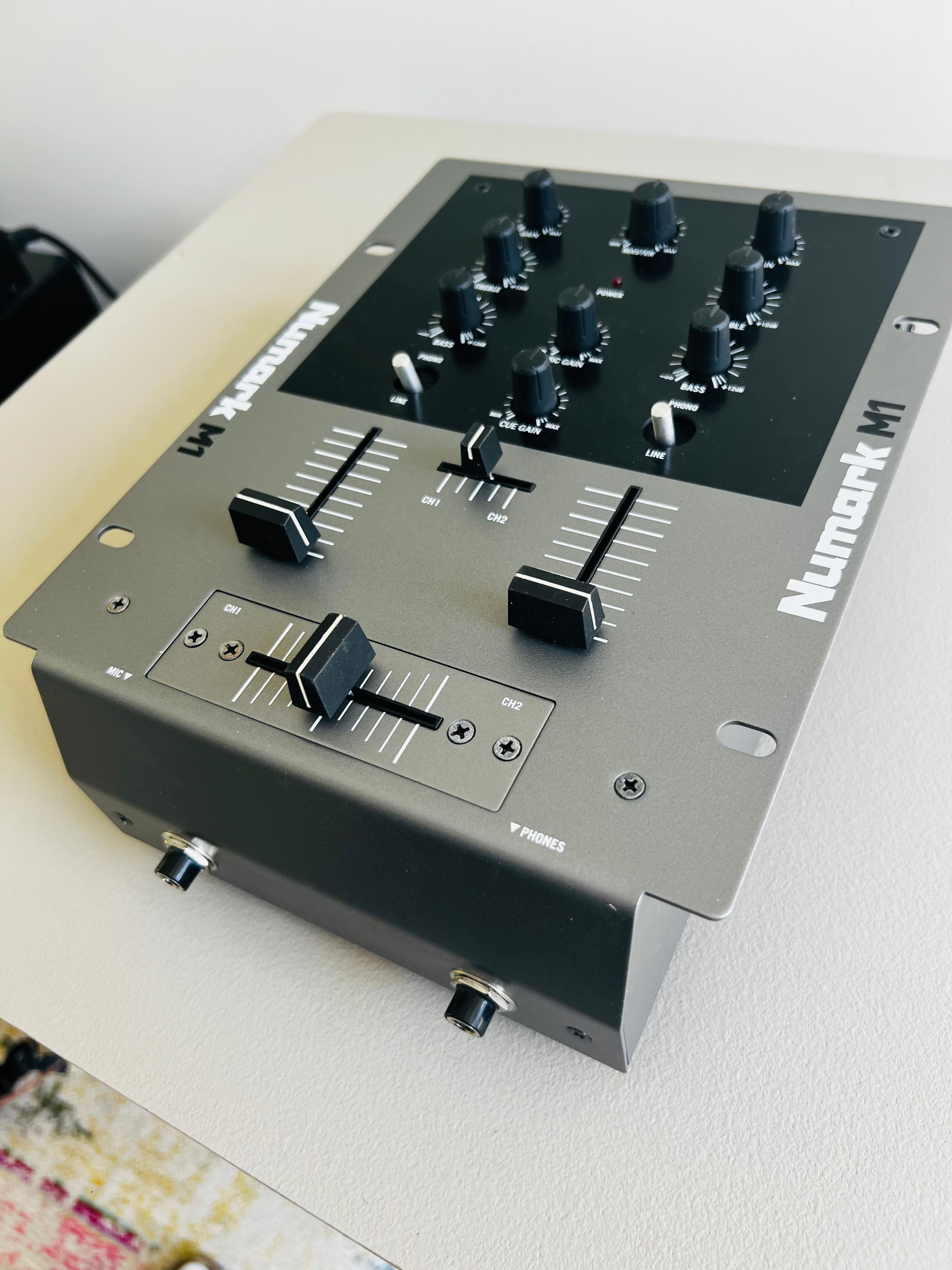 Numark M1 _Mixeur