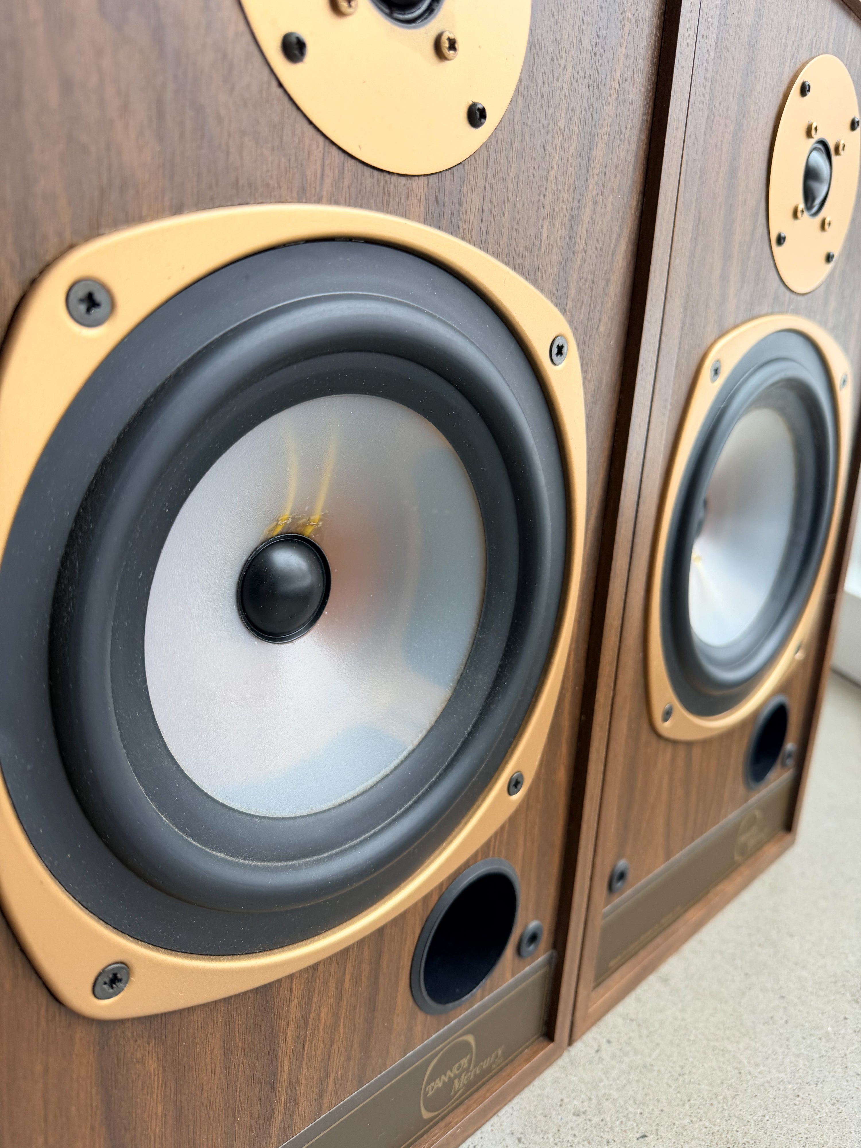 Tannoy Mercury M20_ Haut-parleurs d’étagère