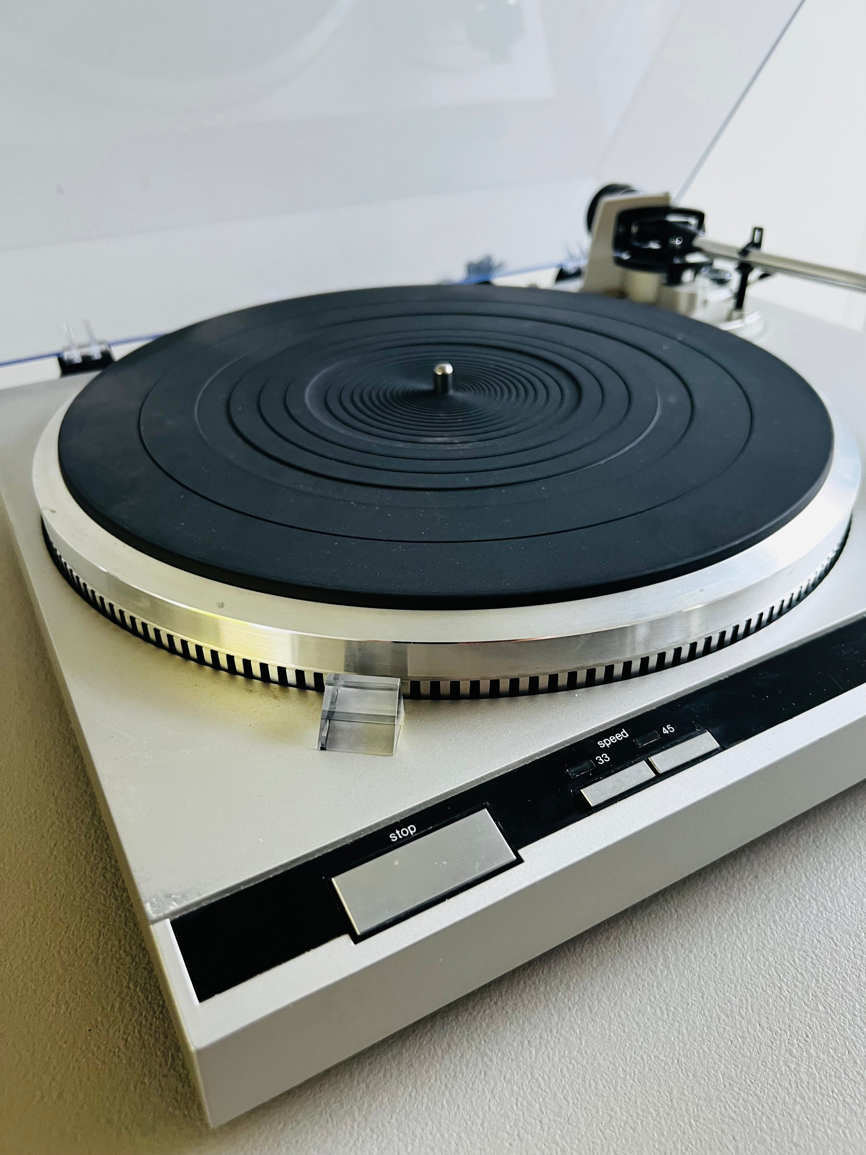 Techinics SL-Q2 _Table tournante