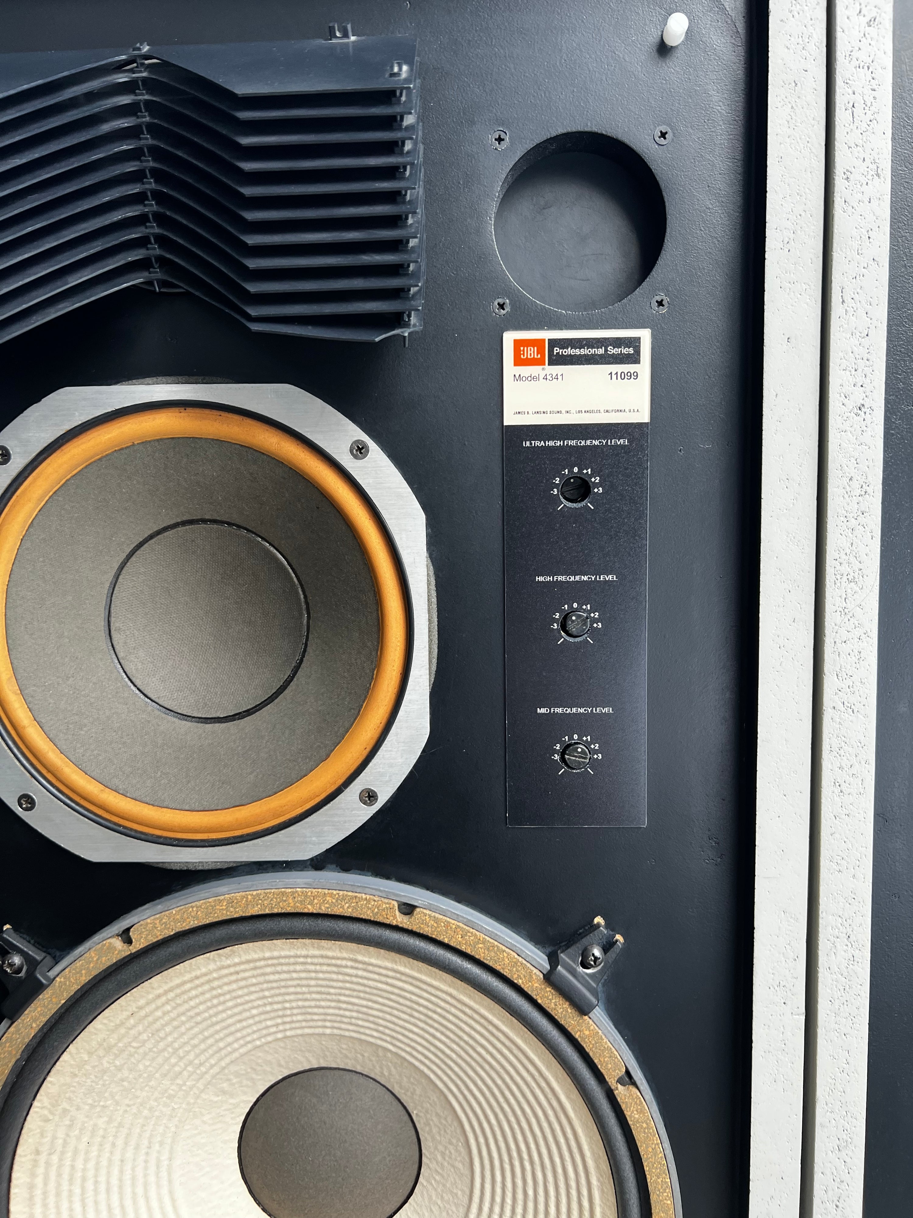 JBL 4341 _Haut-Parleurs de plancher