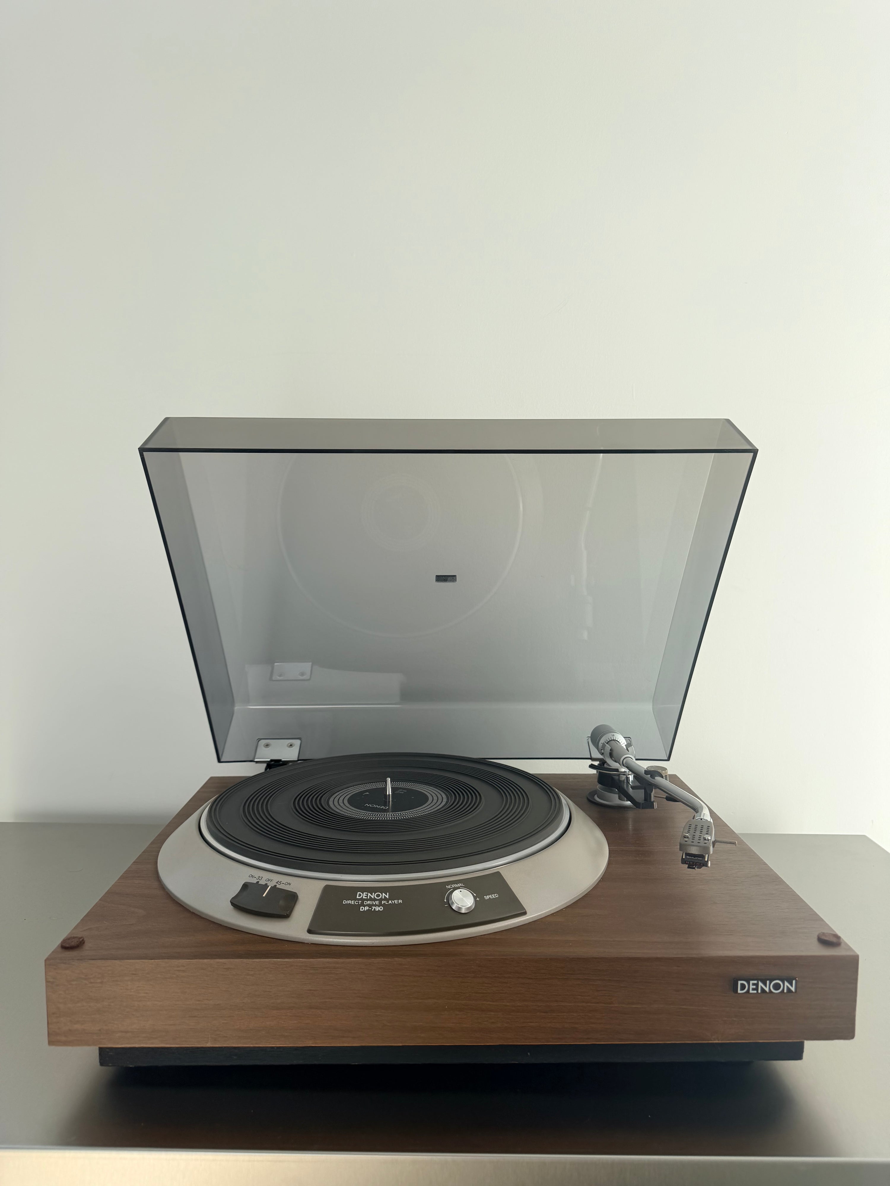Denon DP-790W _Table tournante à entraînement directe