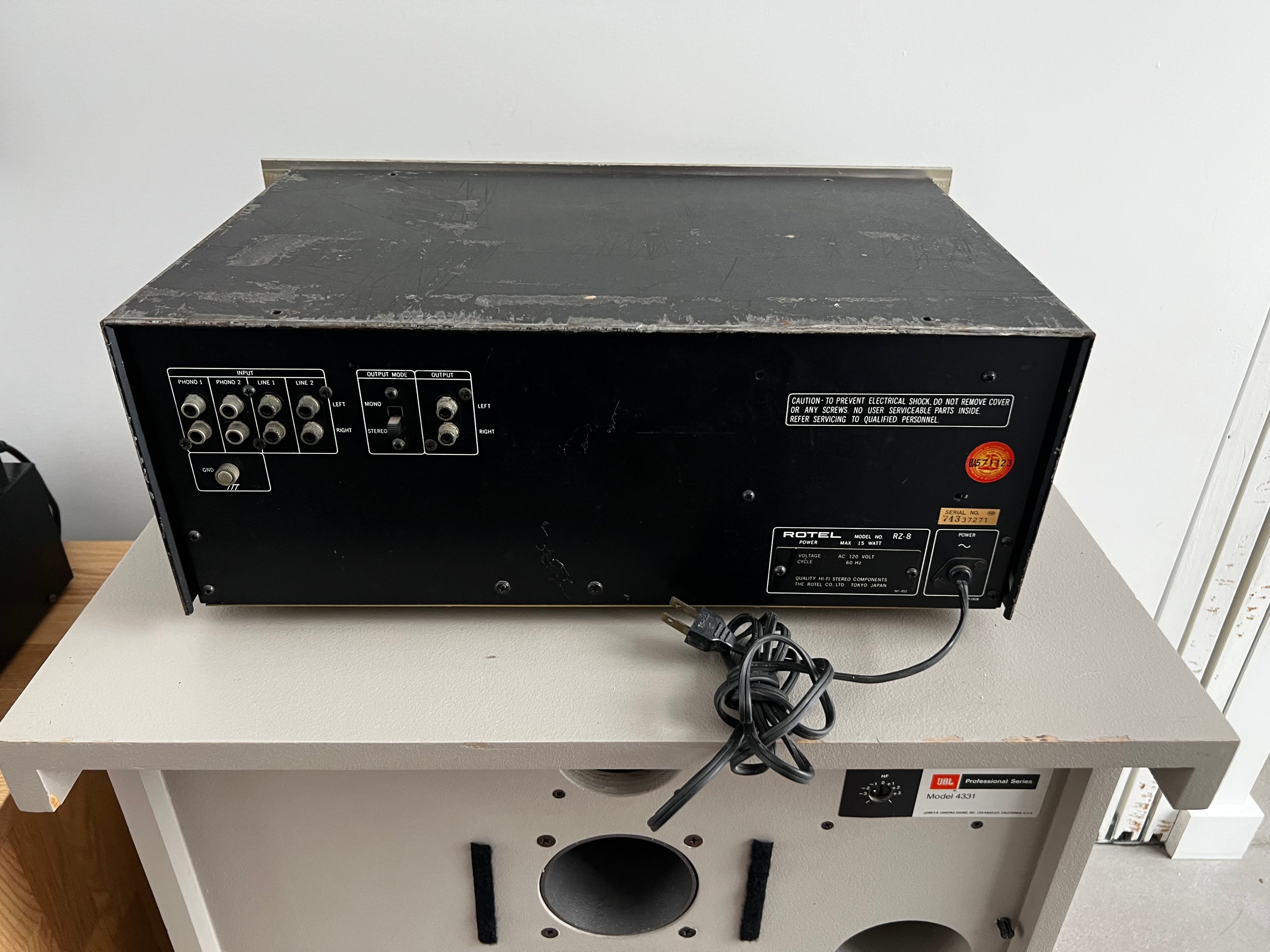 Rotel RZ-8 _Mixer/Préamplificateur