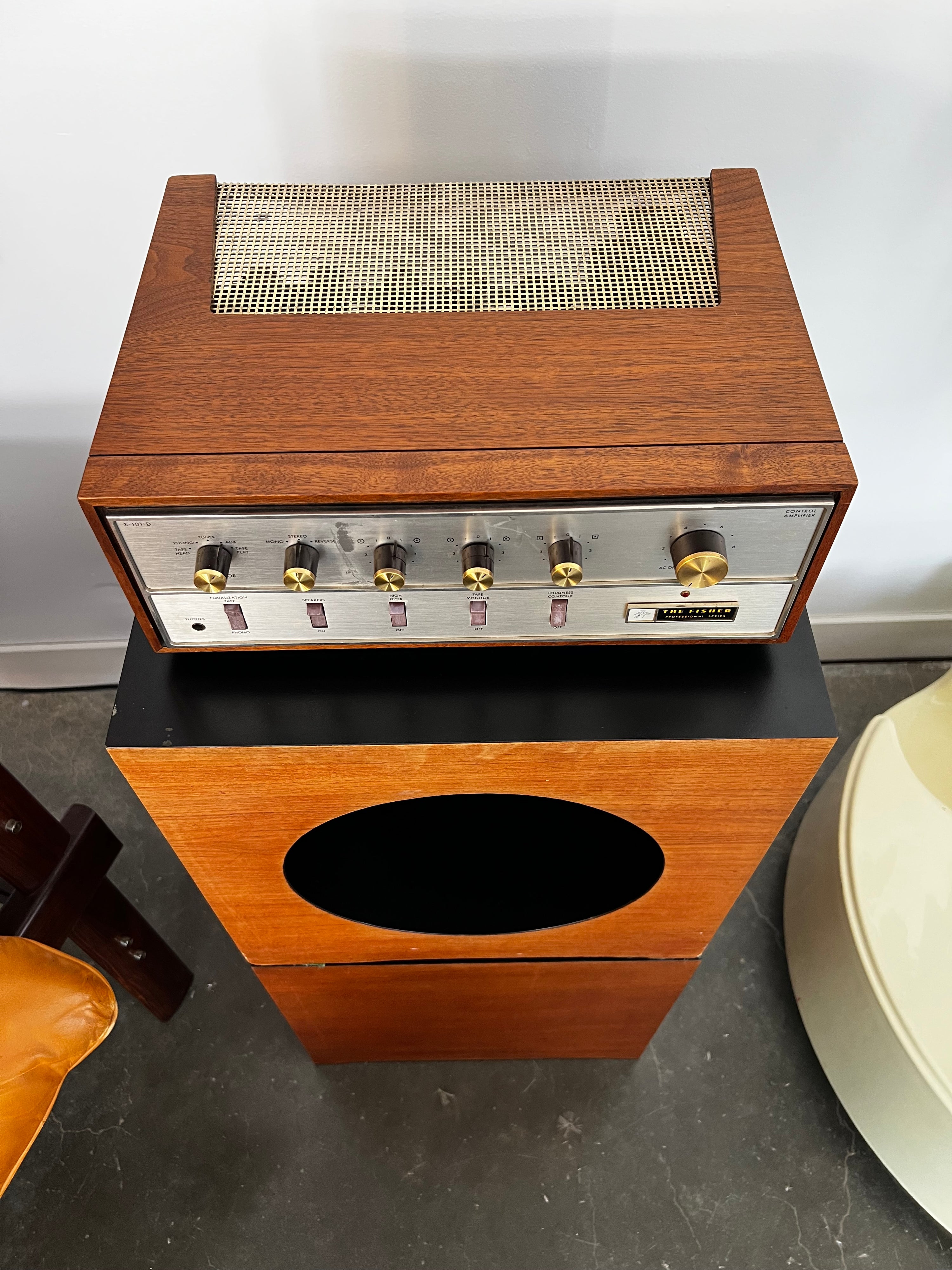 Fisher X-101-D _ Amplificateur intégré (50wpc)