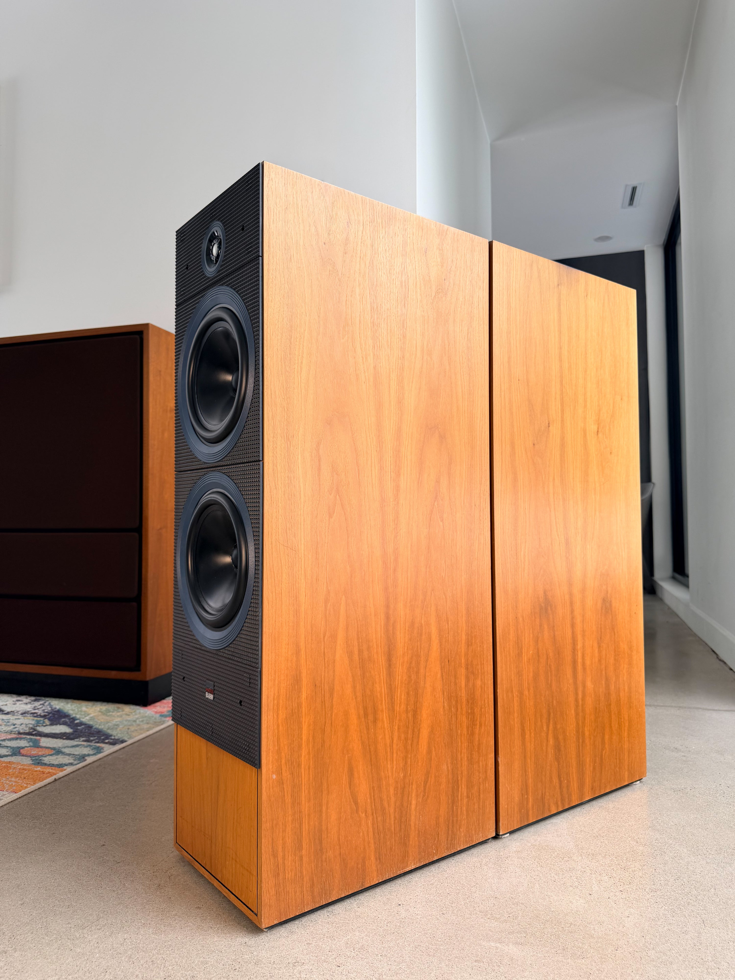 B&W Matrix 3 Série 2 _Haut-Parleurs de plancher