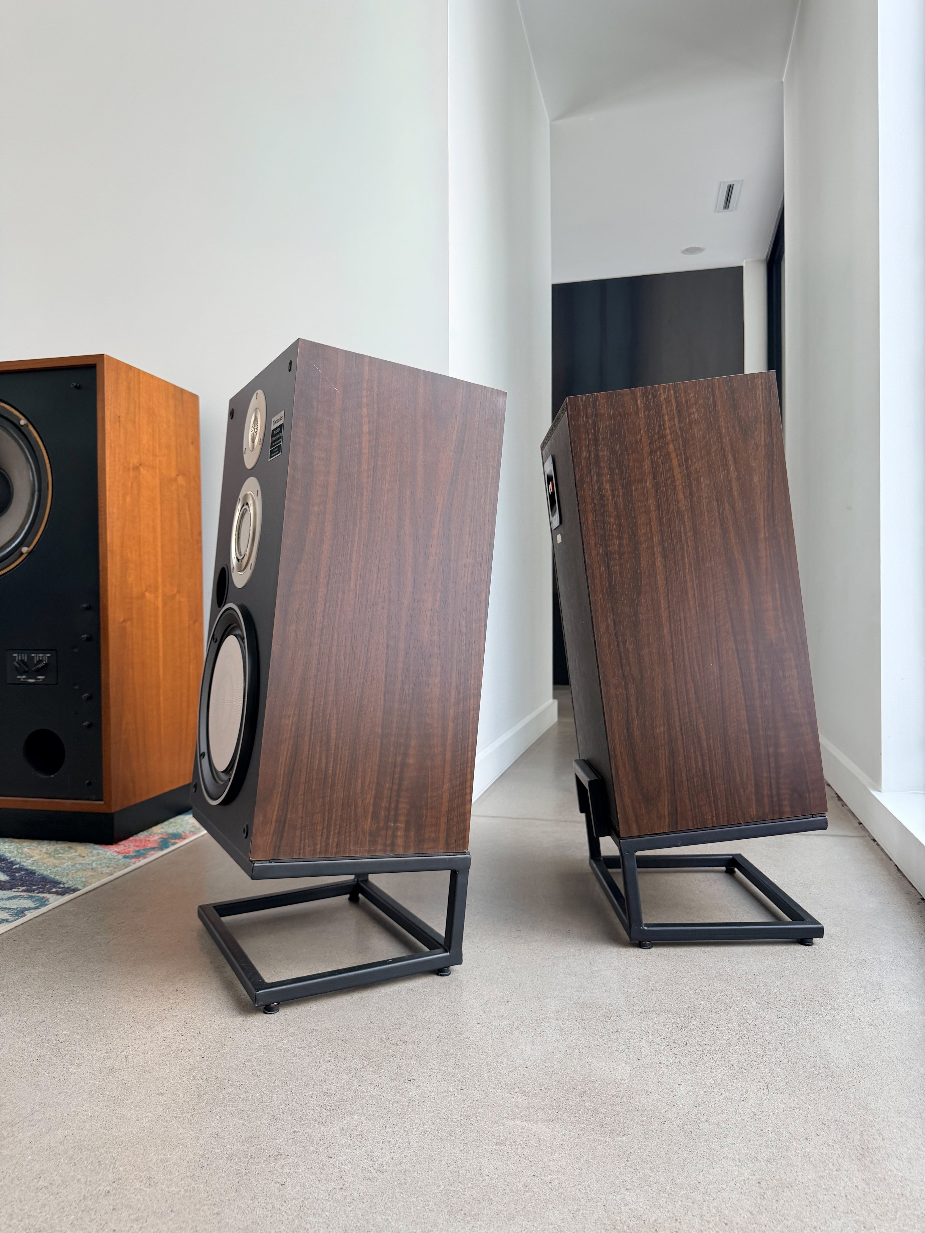 Technics SB-X500A  _Floorstanding speakers
