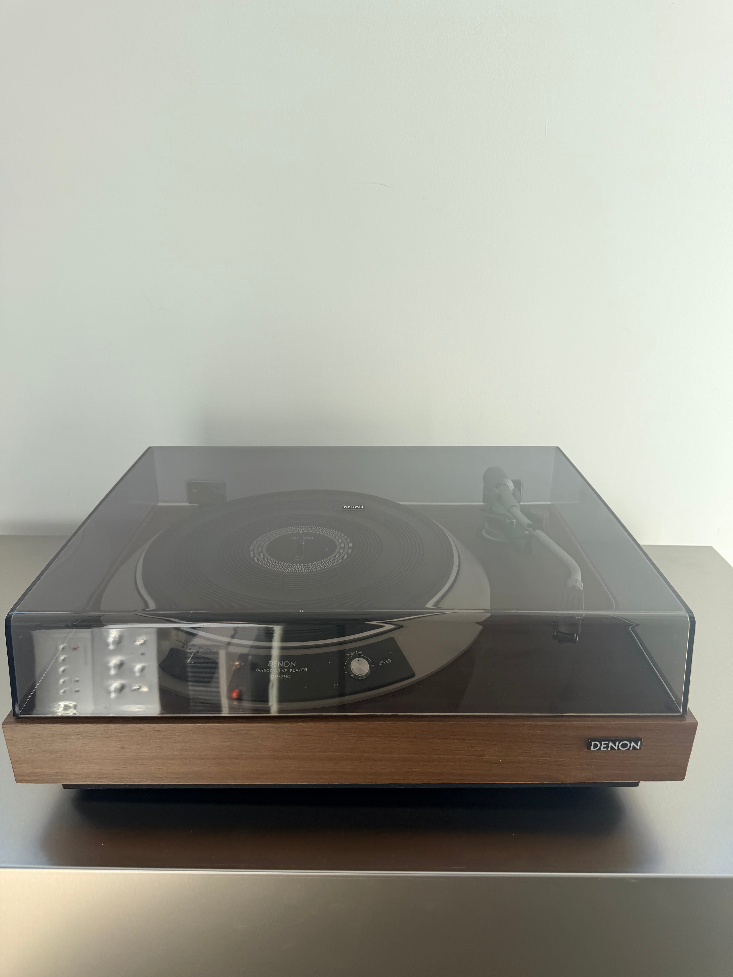 Denon DP-790W _Table tournante à entraînement directe