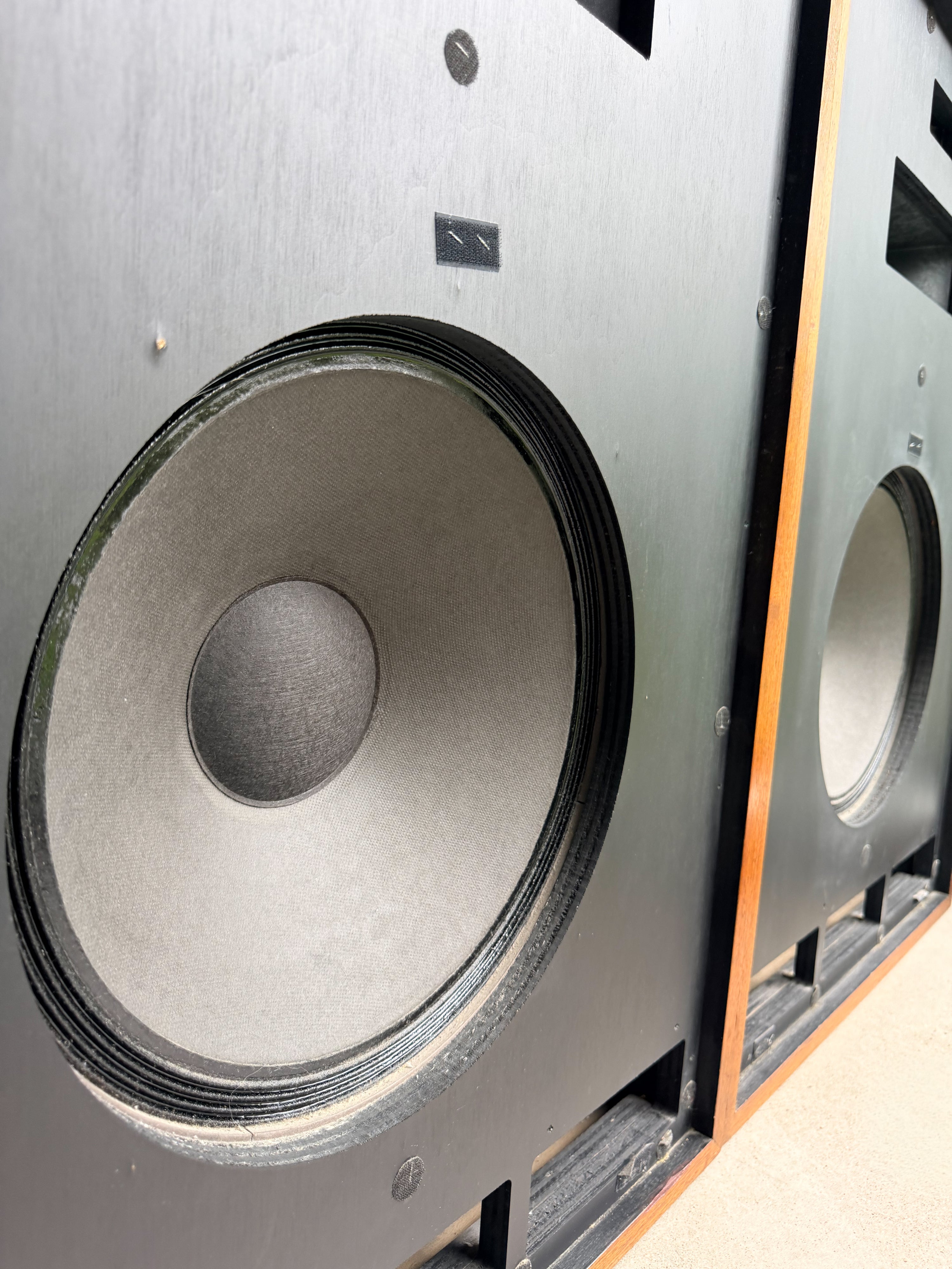 Klipsch Cornwall I _Floorstanding speakers