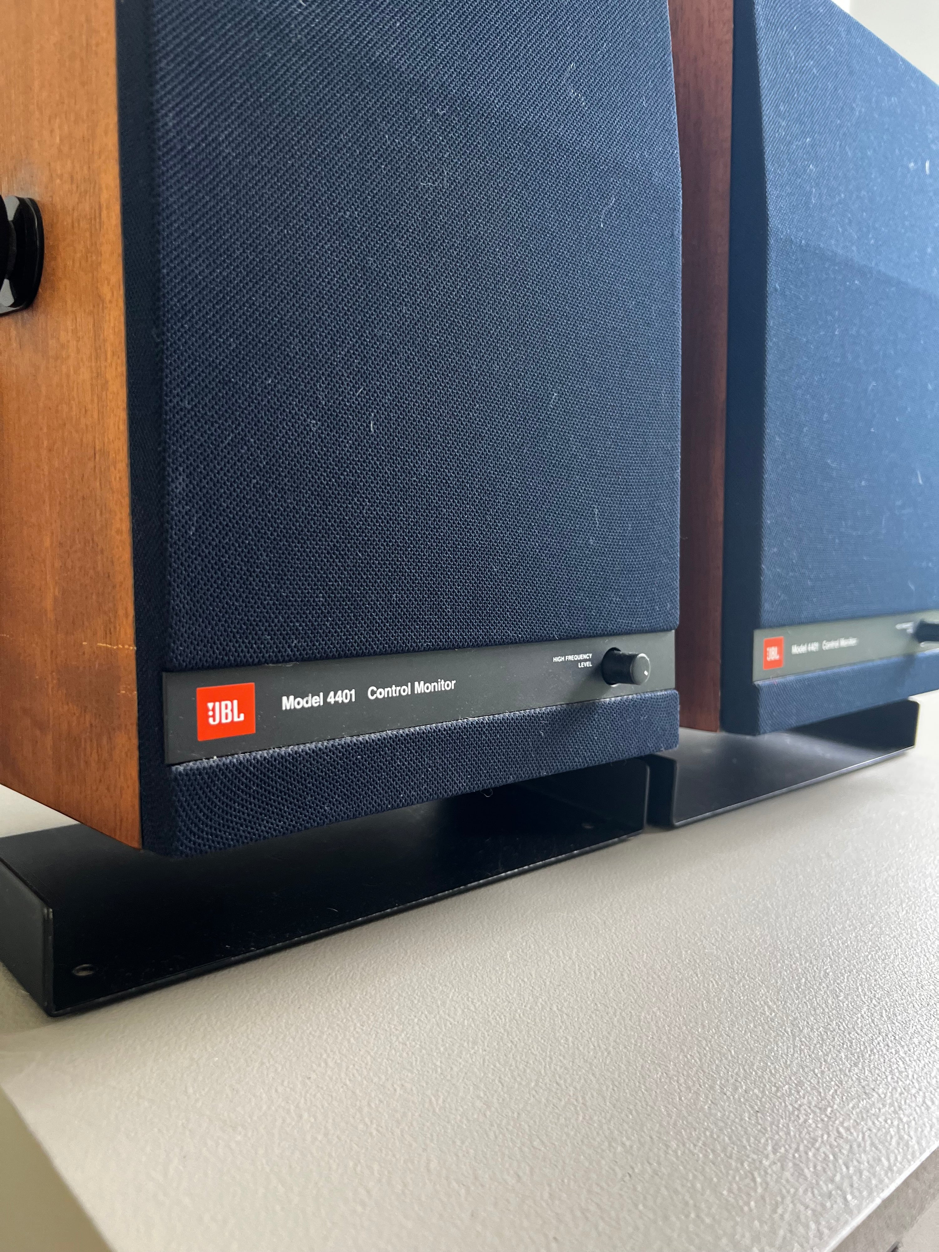 JBL 4401 _Haut-Parleurs d’étagère