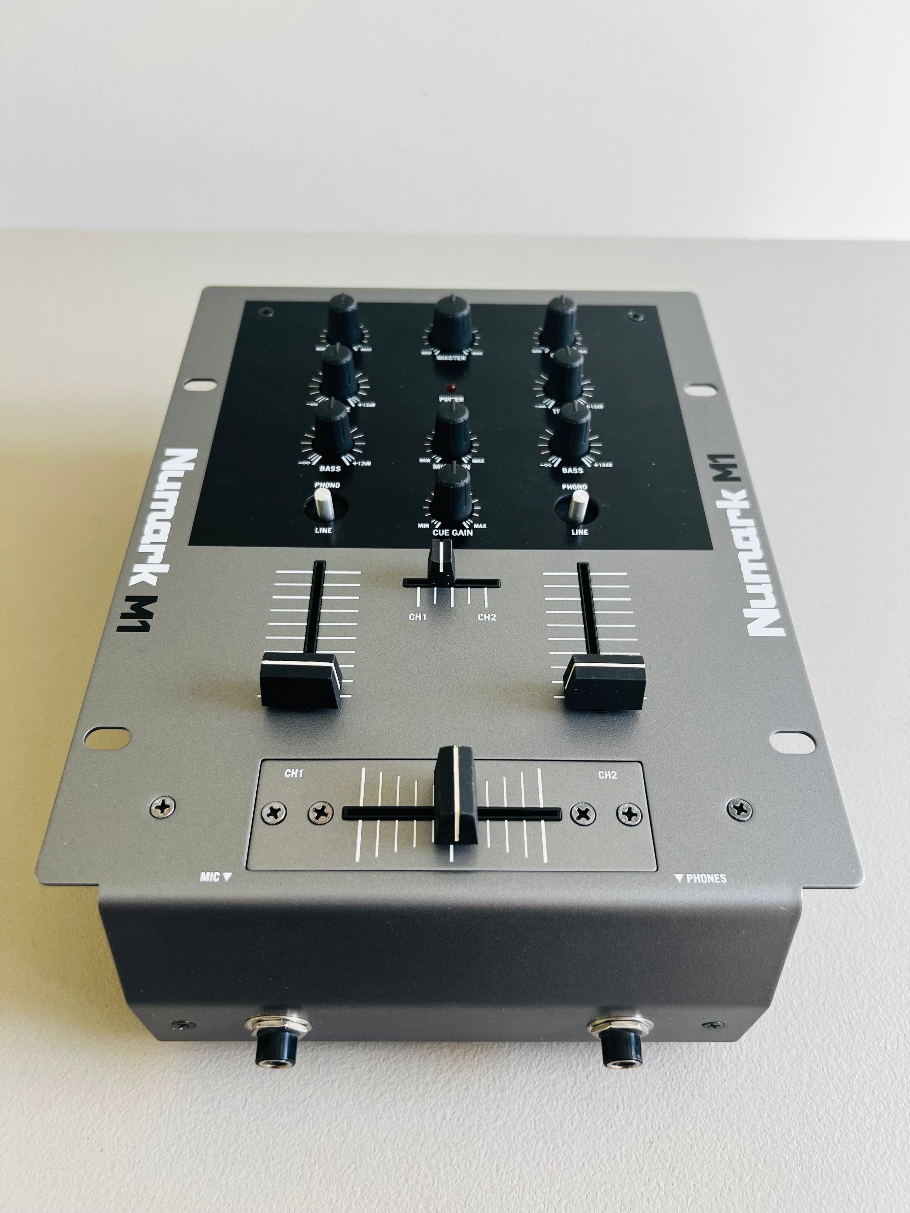 Numark M1 _Mixeur