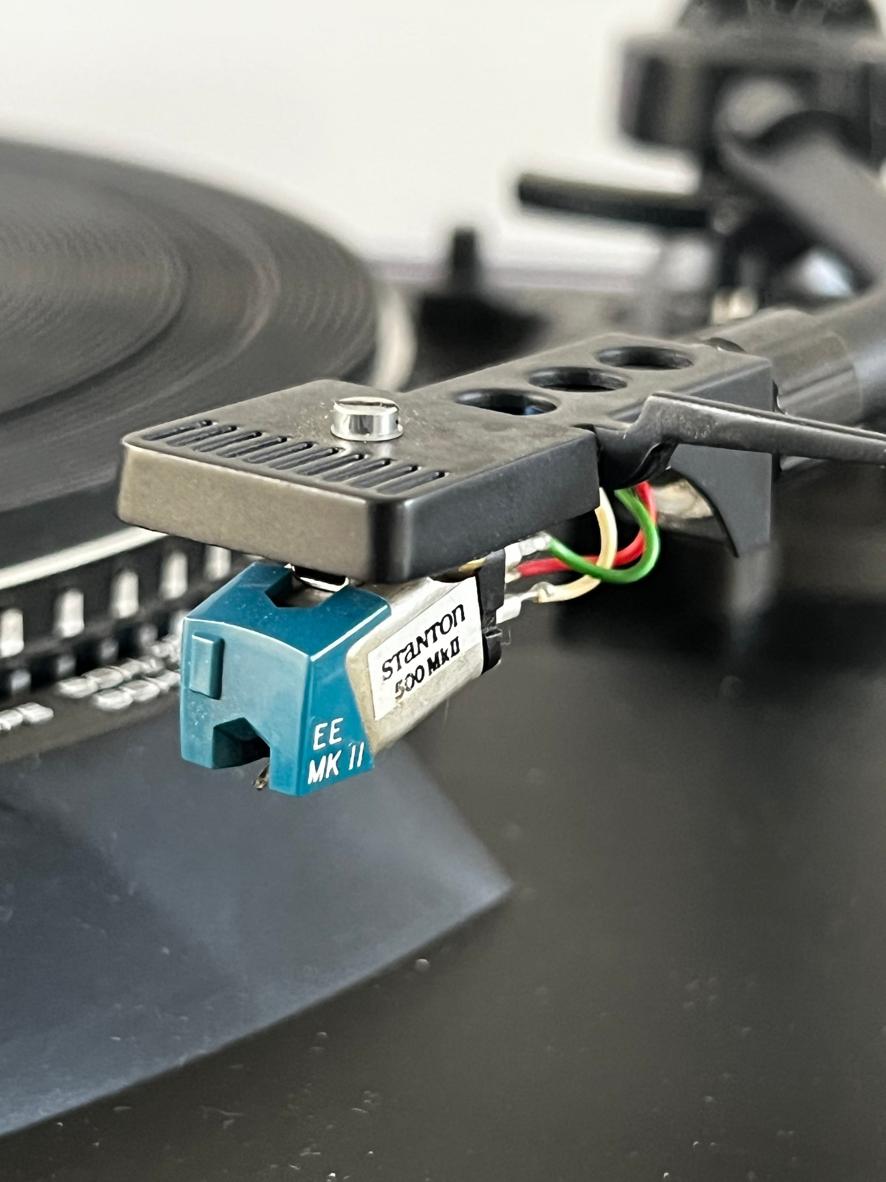 Technics SL-2000 Direct Drive Turntable