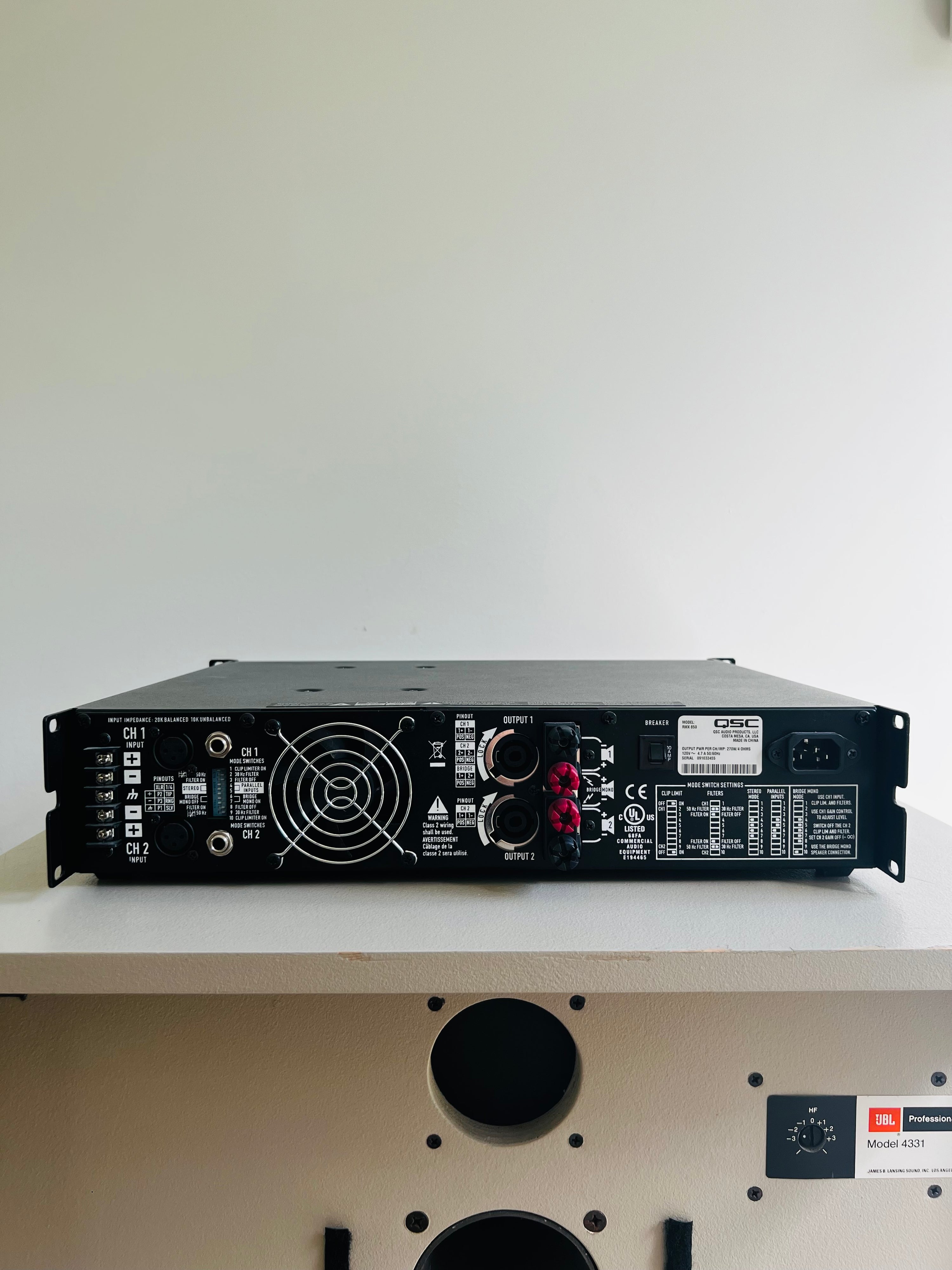 QSC RMX-850 _Amplificateur de puissance