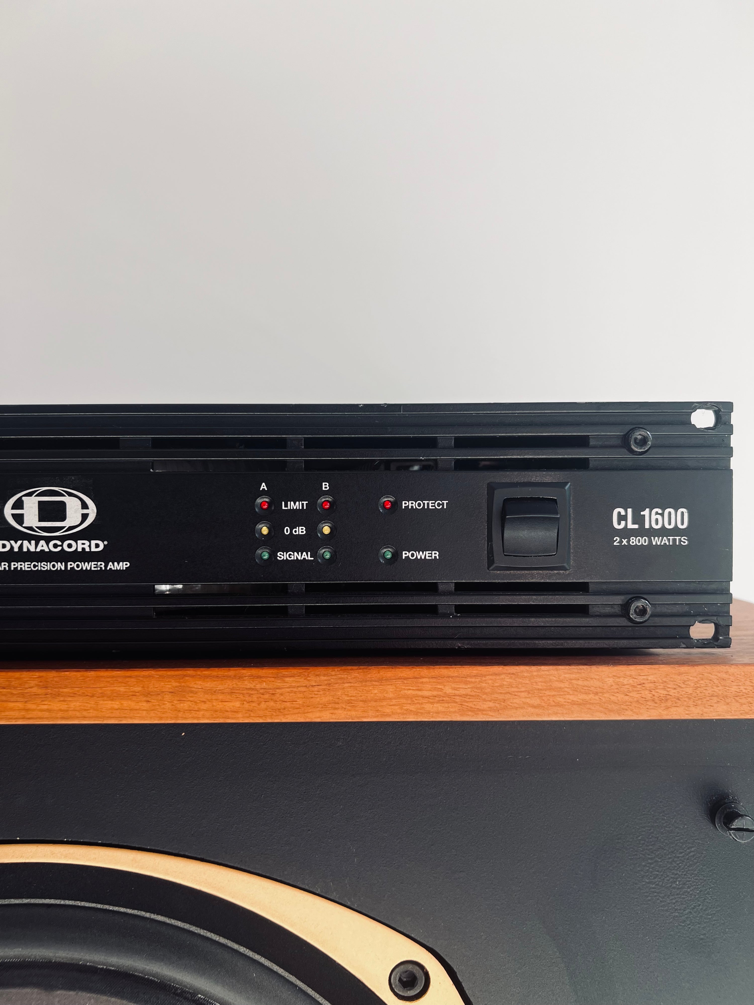 Dynacord CL1600 _Amplificateur de puissance 