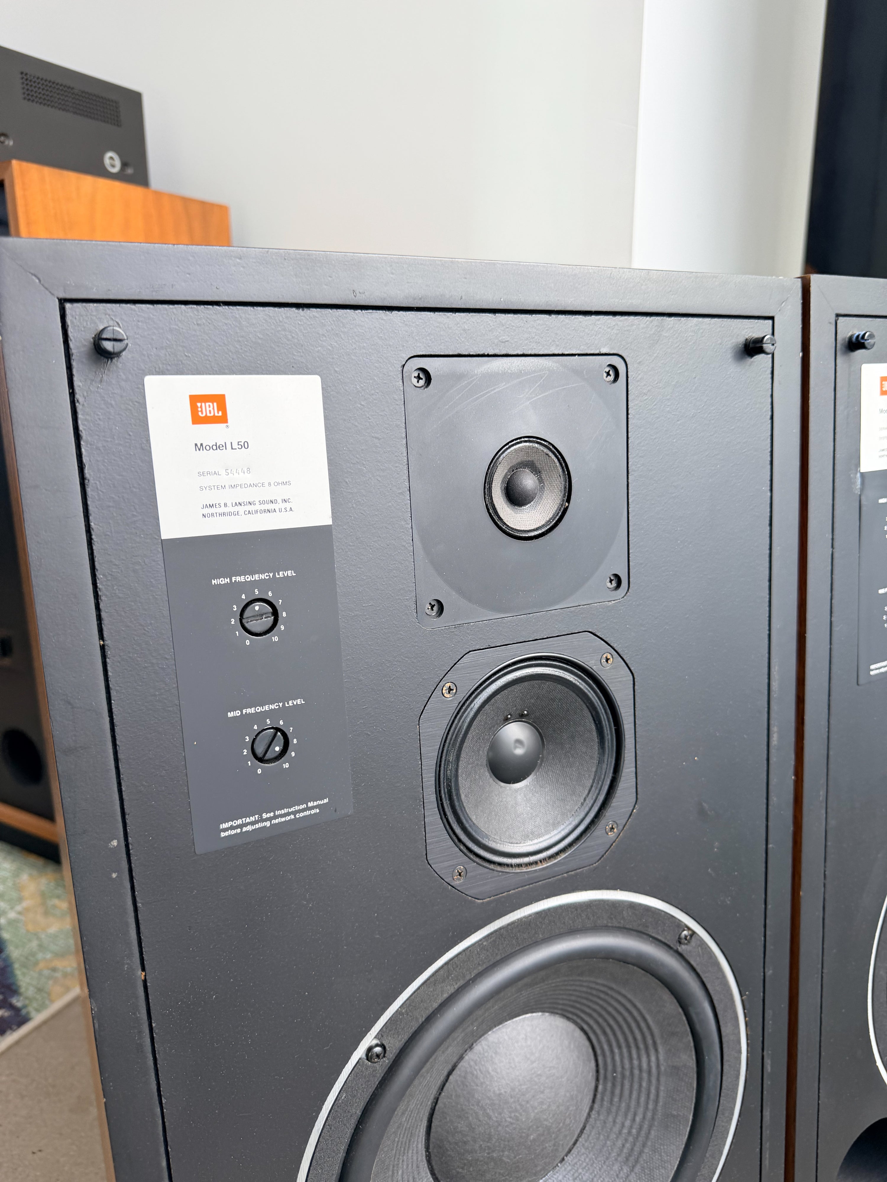 JBL L50 _Floorstanding speakers