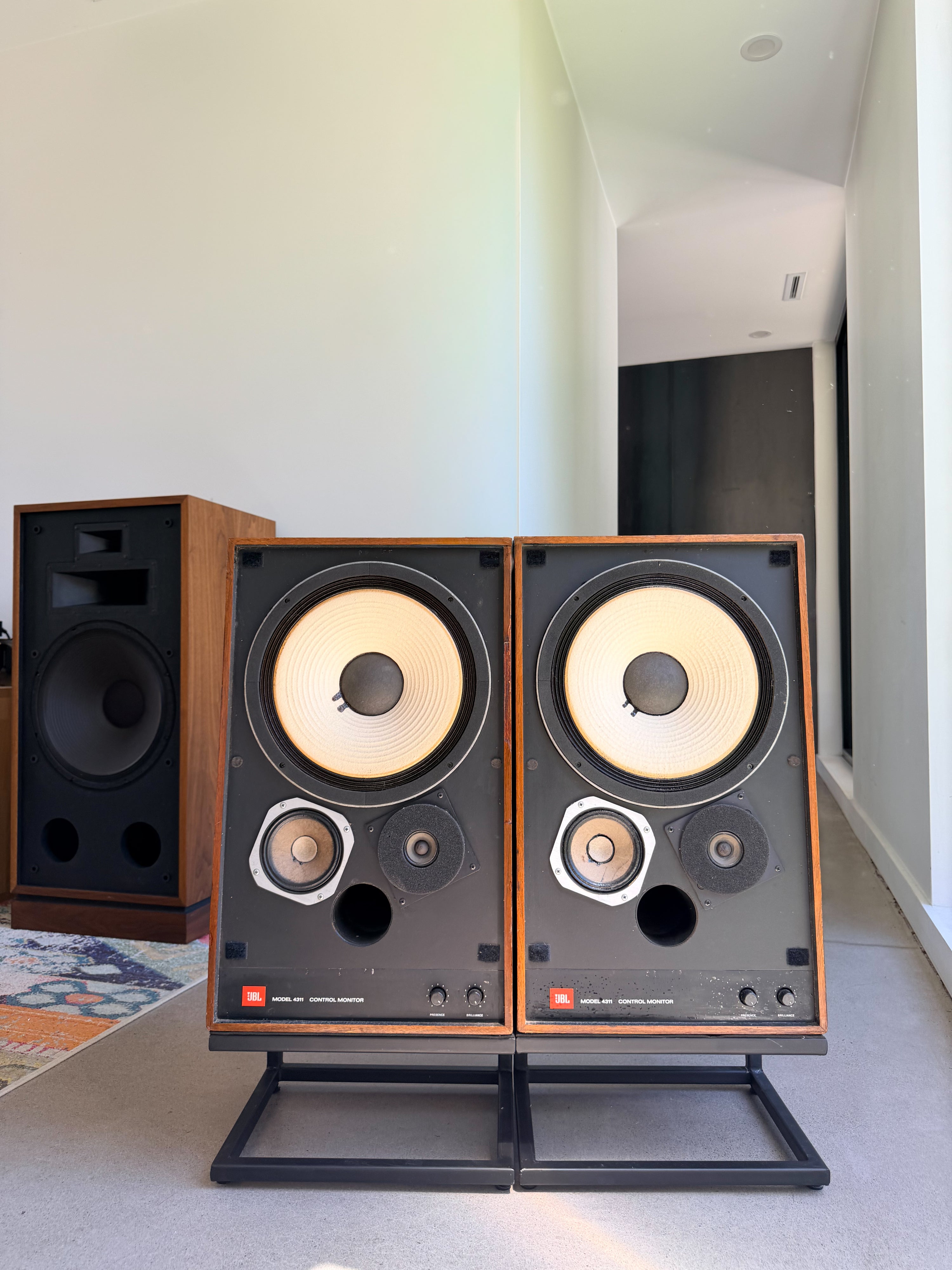 JBL 4311WX-A _Floorstanding speakers