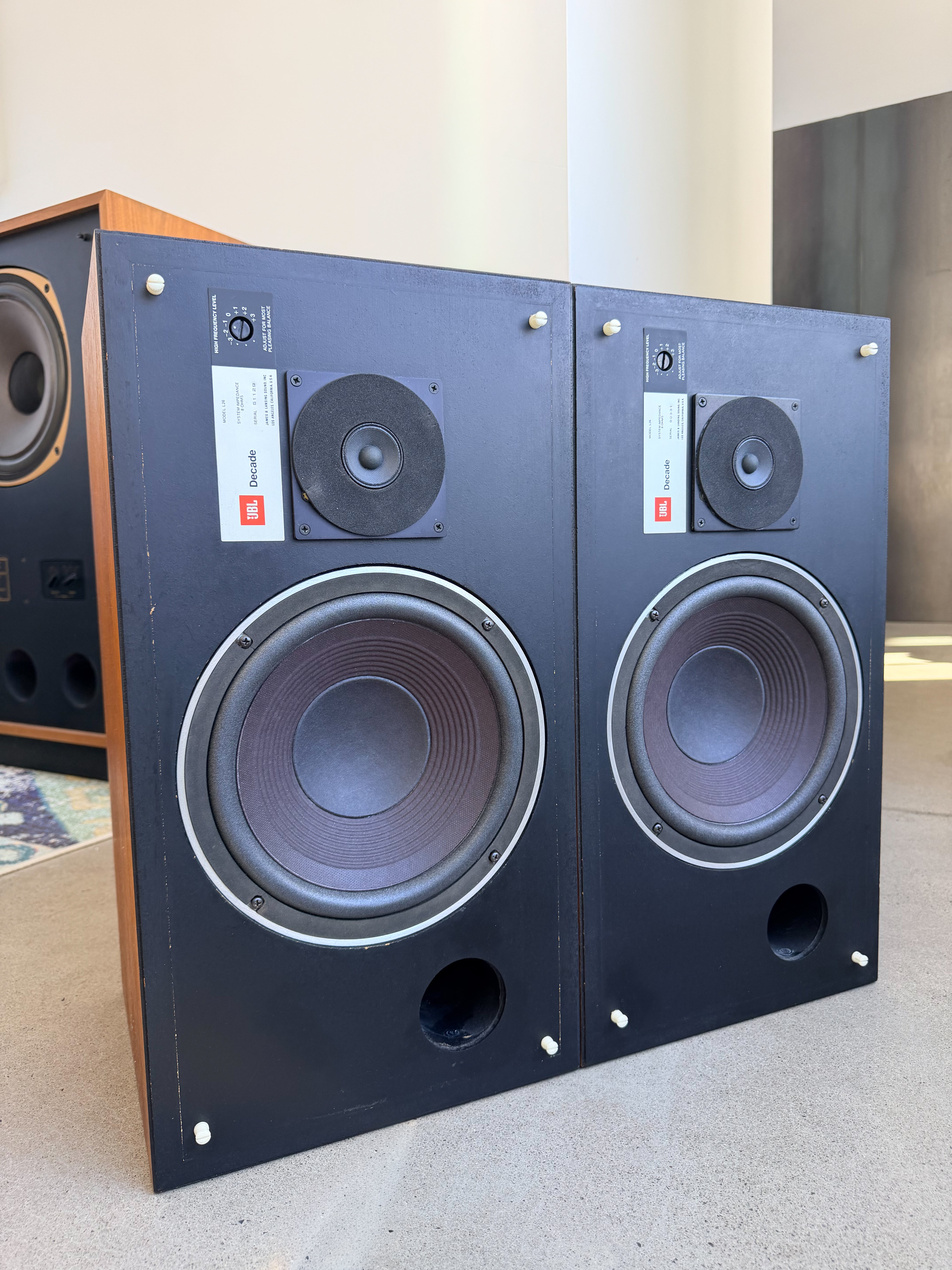JBL L26 _Haut-parleurs de Plancher – image sonore