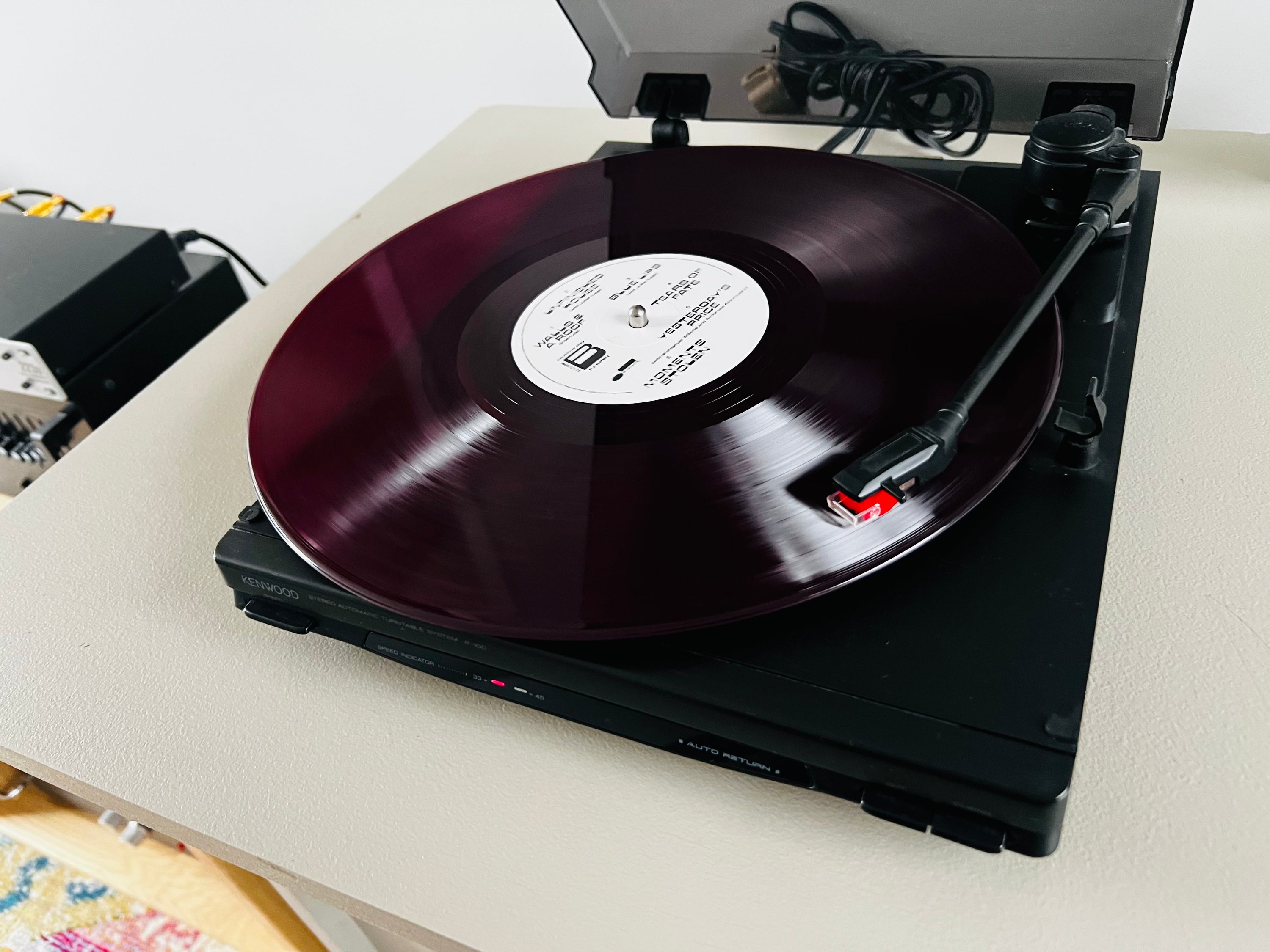 Kenwood P-100 _Table tournante à courroie