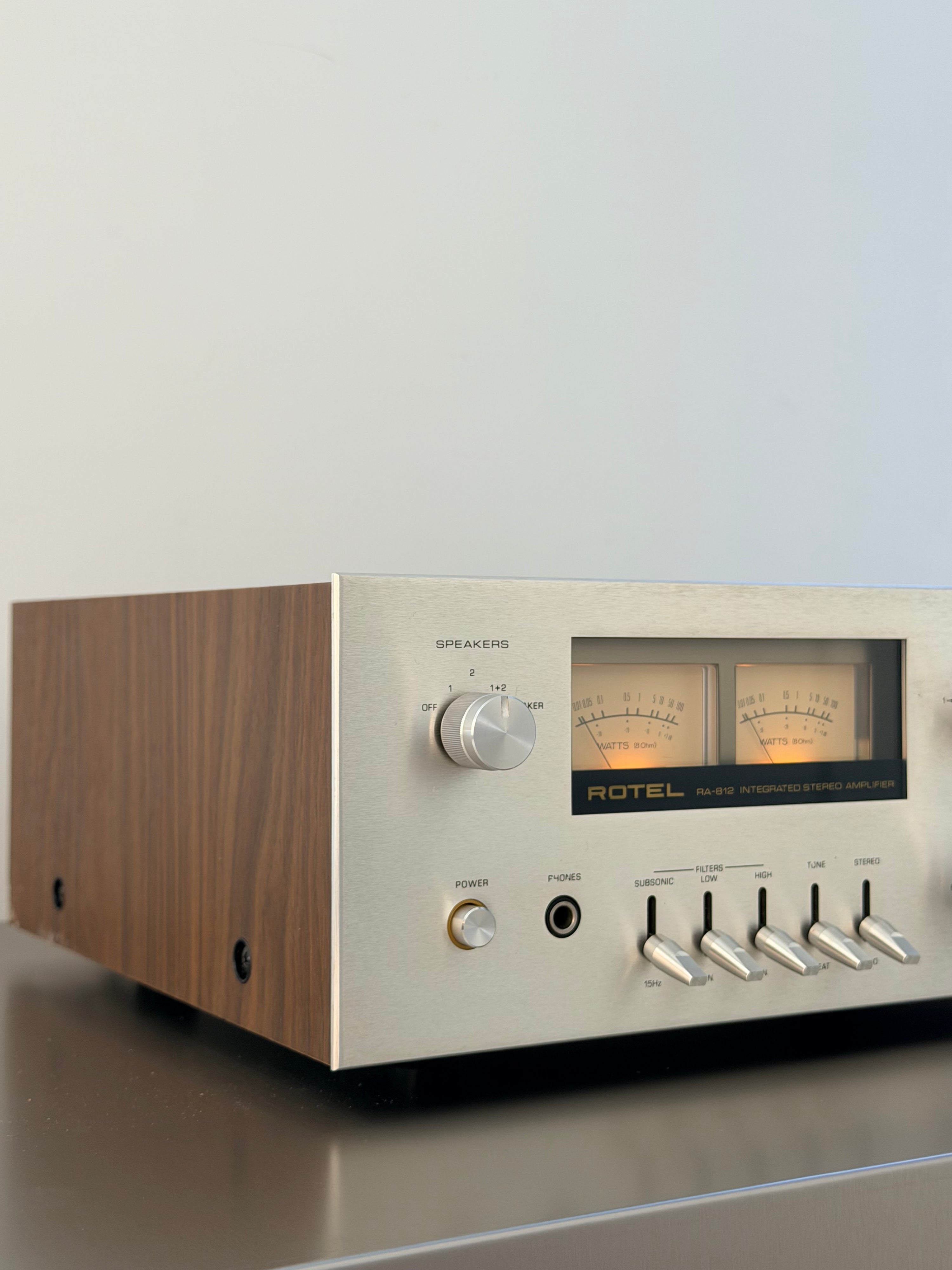 Rotel RA-812 _Amplificateur intégré