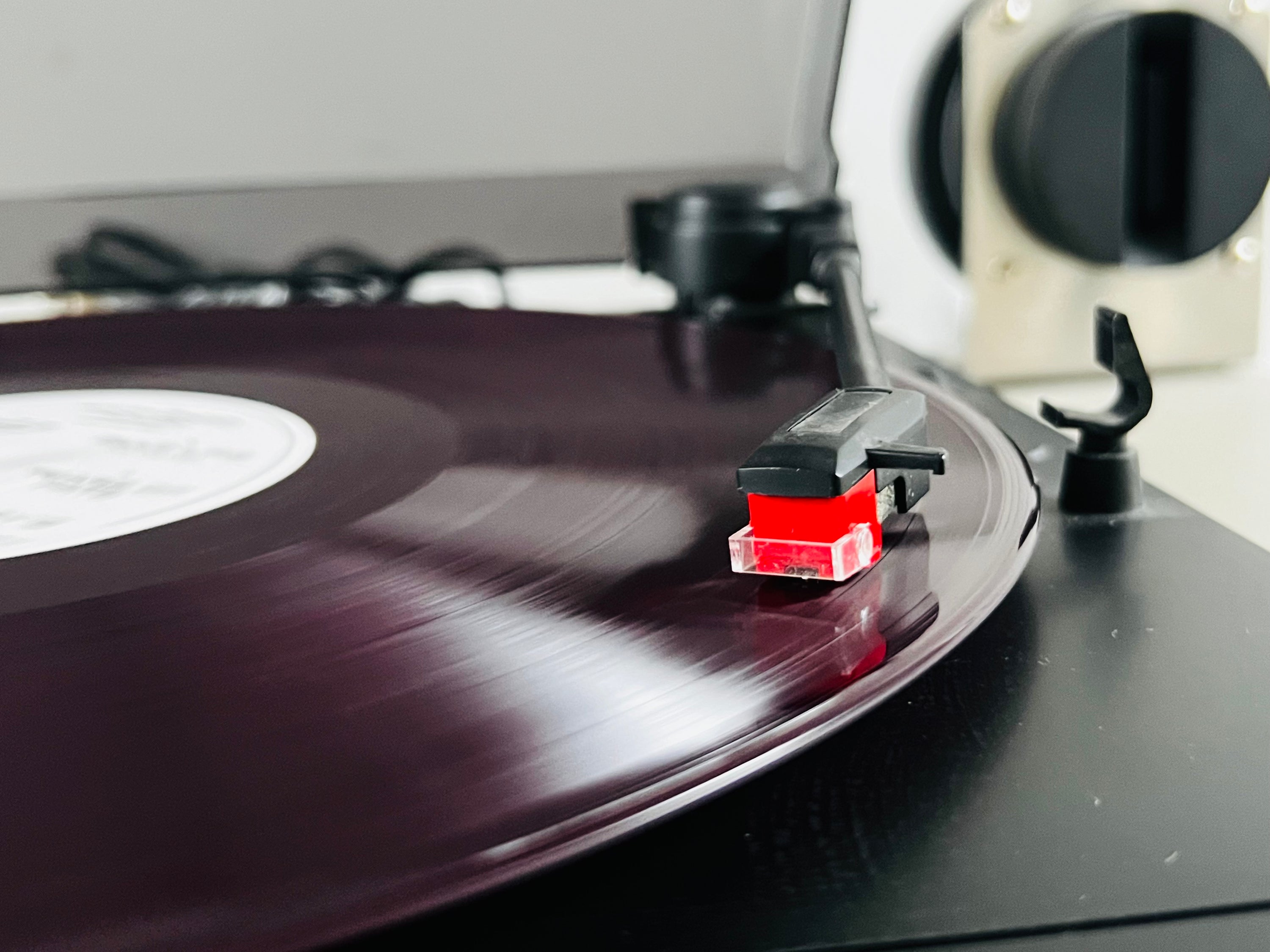 Kenwood P-100 _Table tournante à courroie