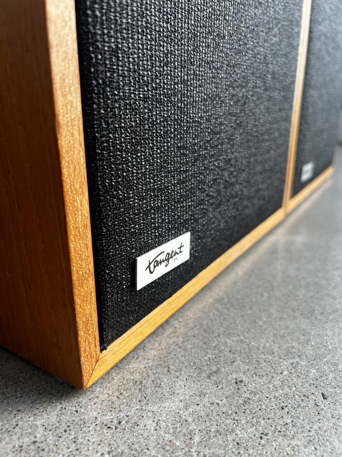 Tangent TM1 _Bookshelf speakers