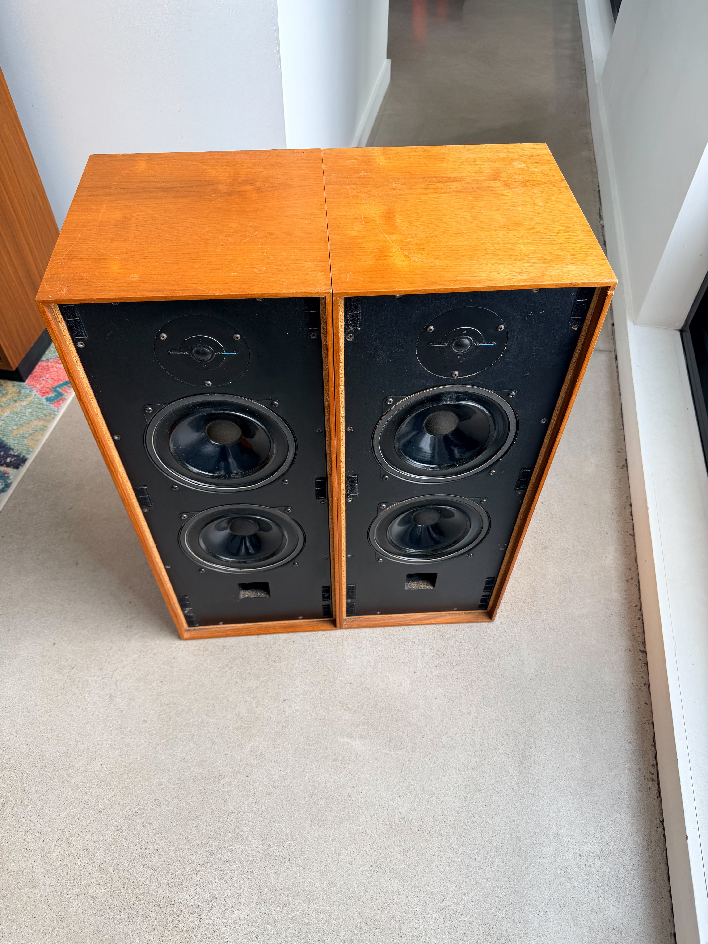 Tangent RS6 _Floorstanding speakers