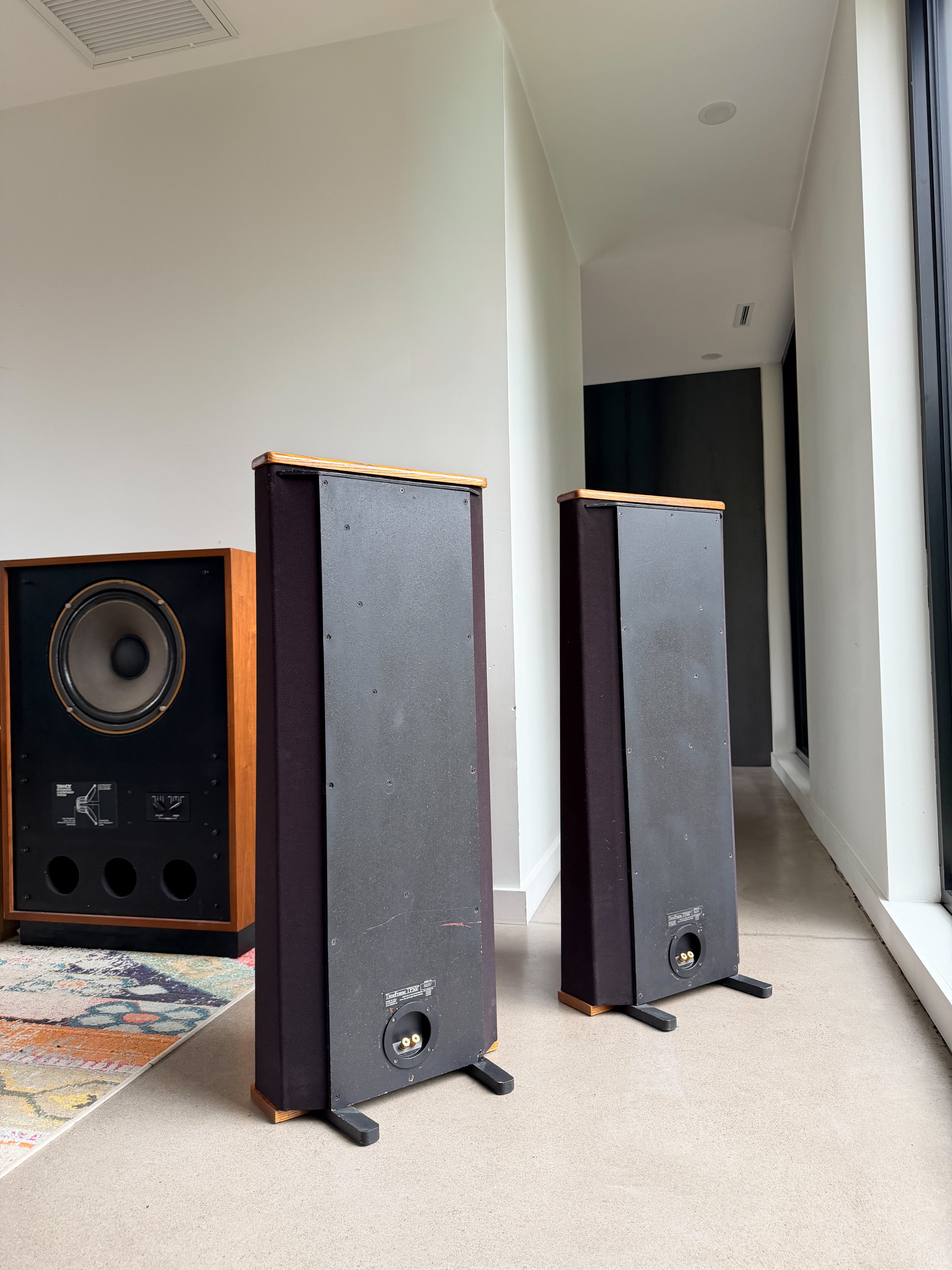 DCM TimeFrame TF500 _Floorstanding speakers
