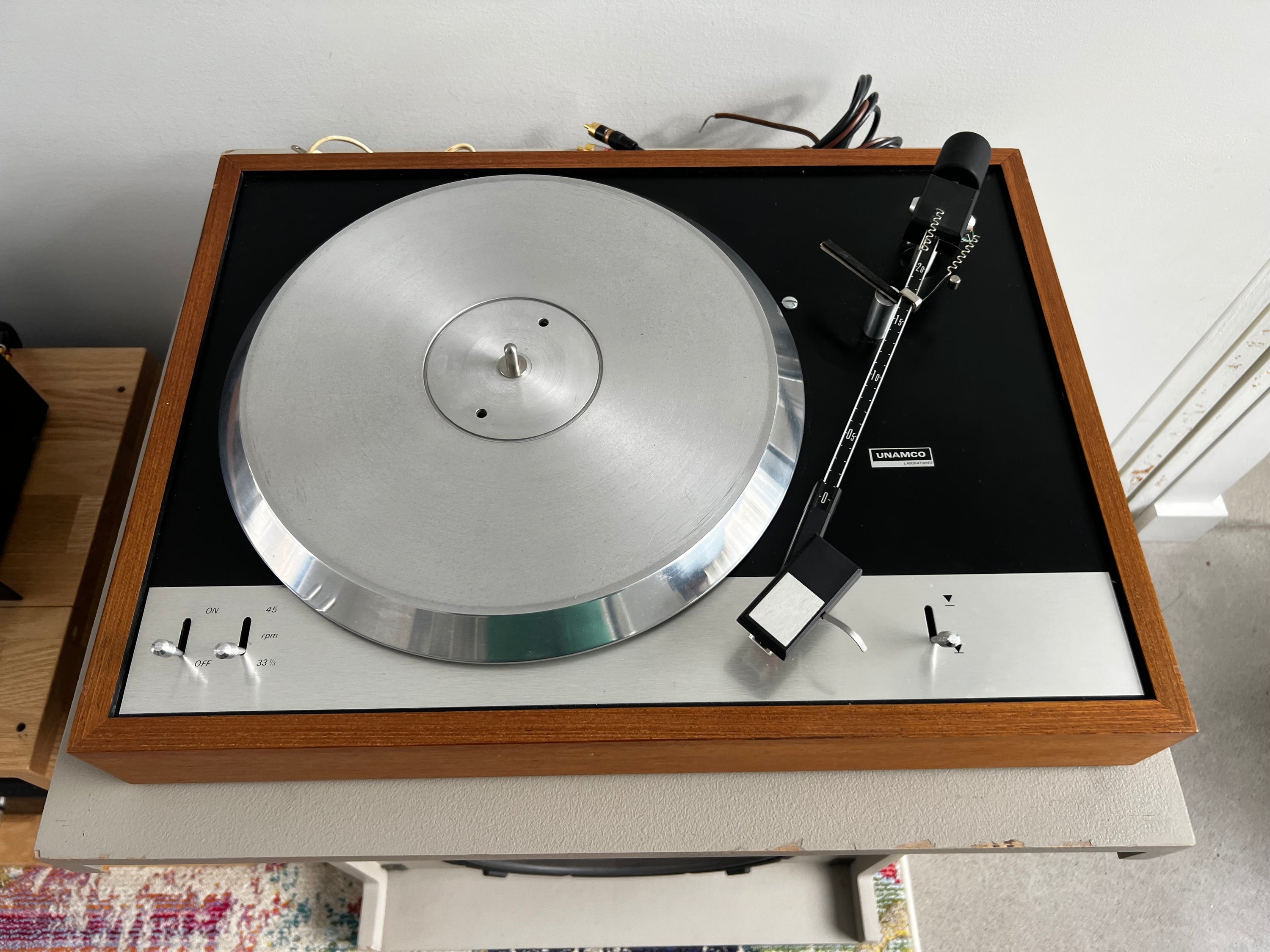 Unamco T-1 _Table tournante à courroie