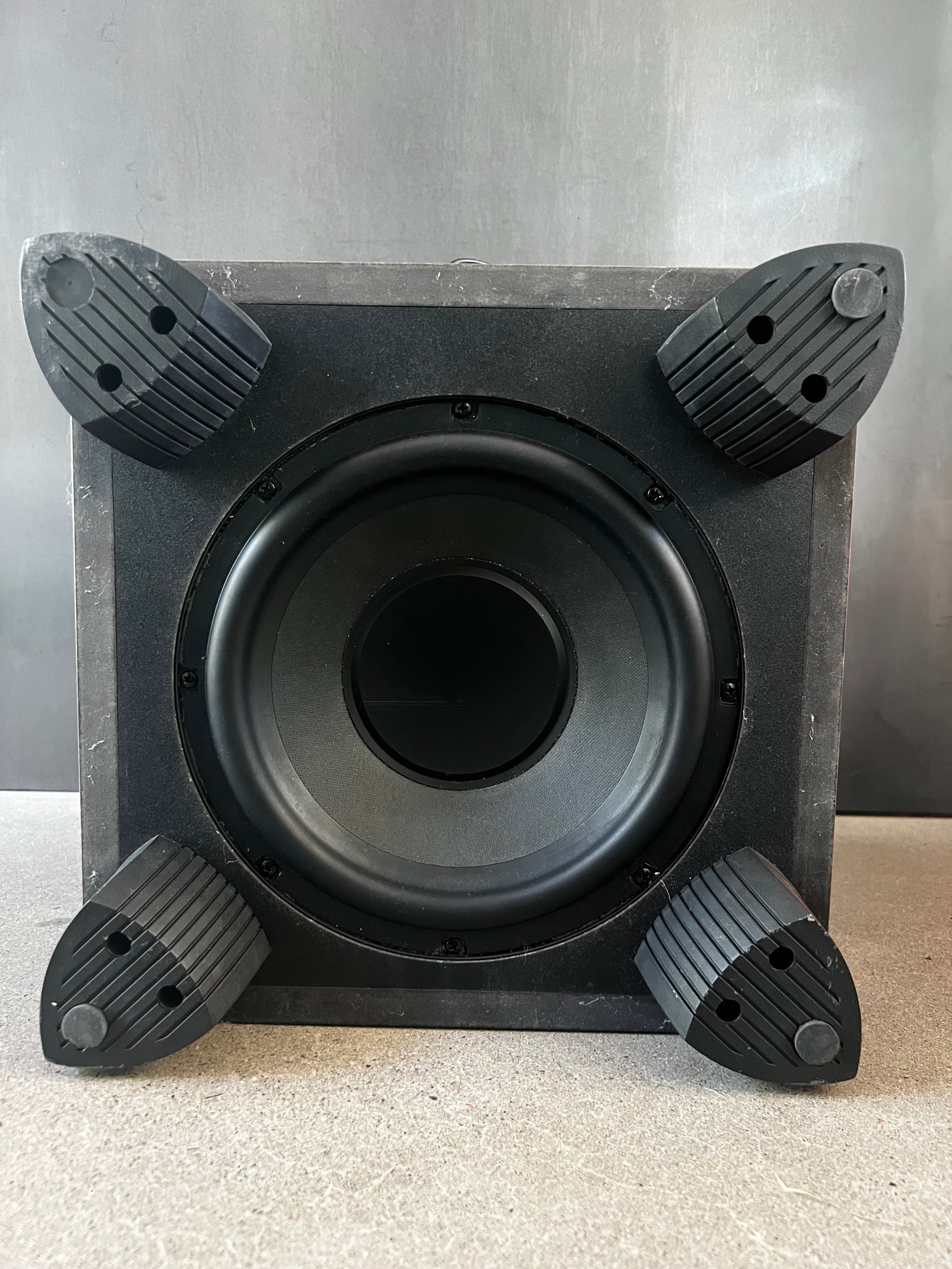 Klipsch KW-1001 _Caisson de graves