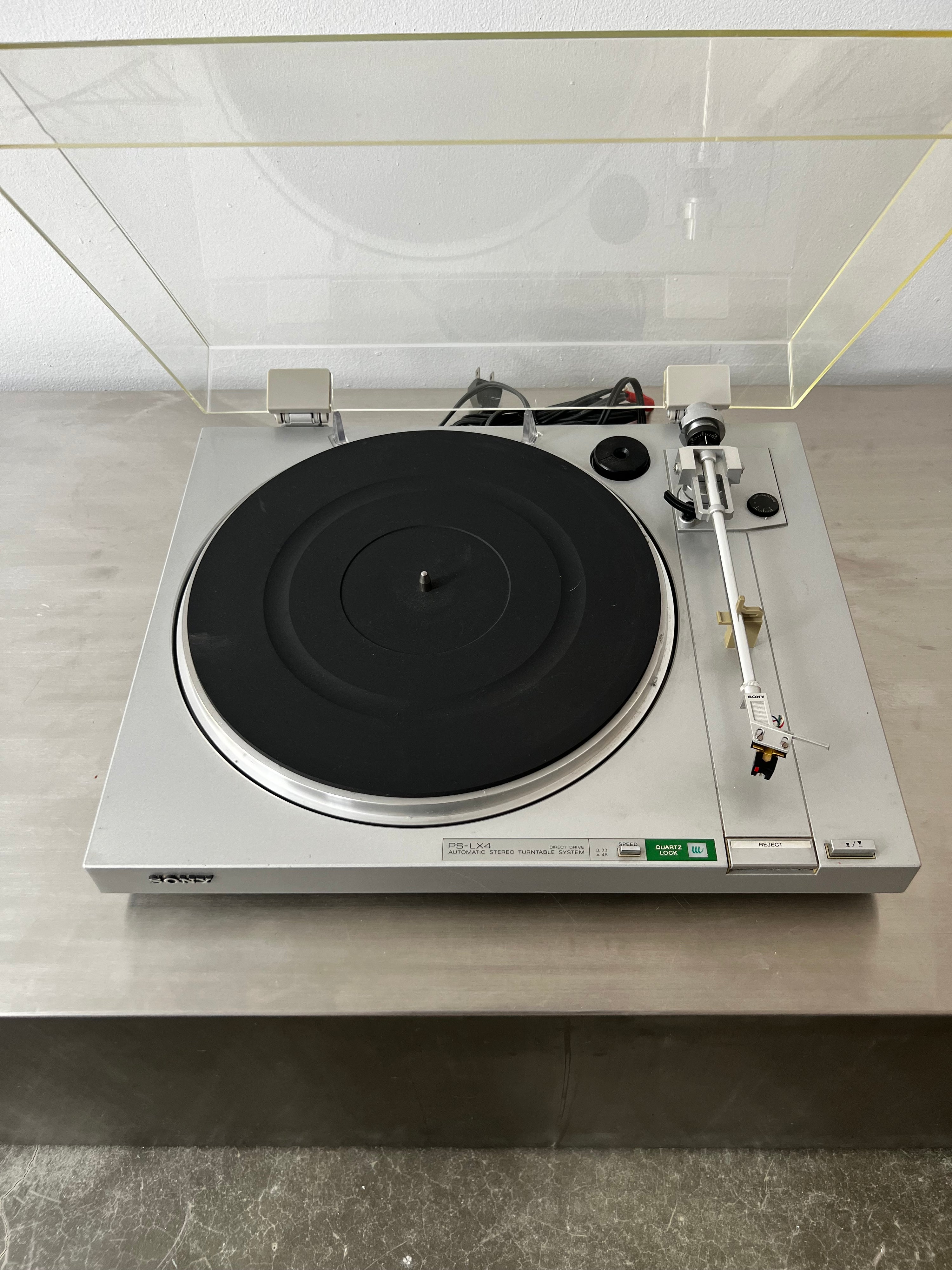 Sony PS-LX4 _table tournante a entraînement direct