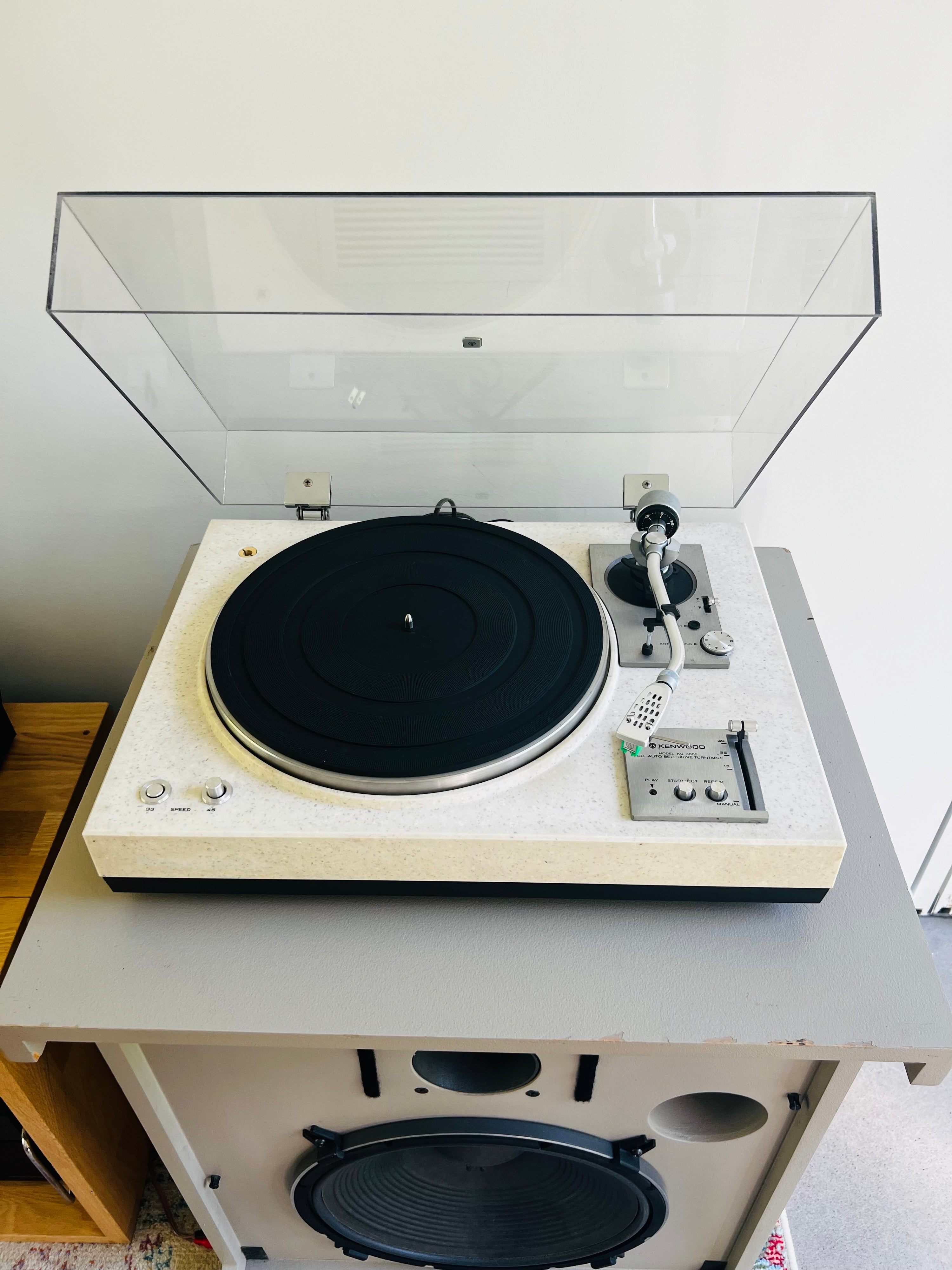 Kenwood KD-3055 _Table tournante à courroie