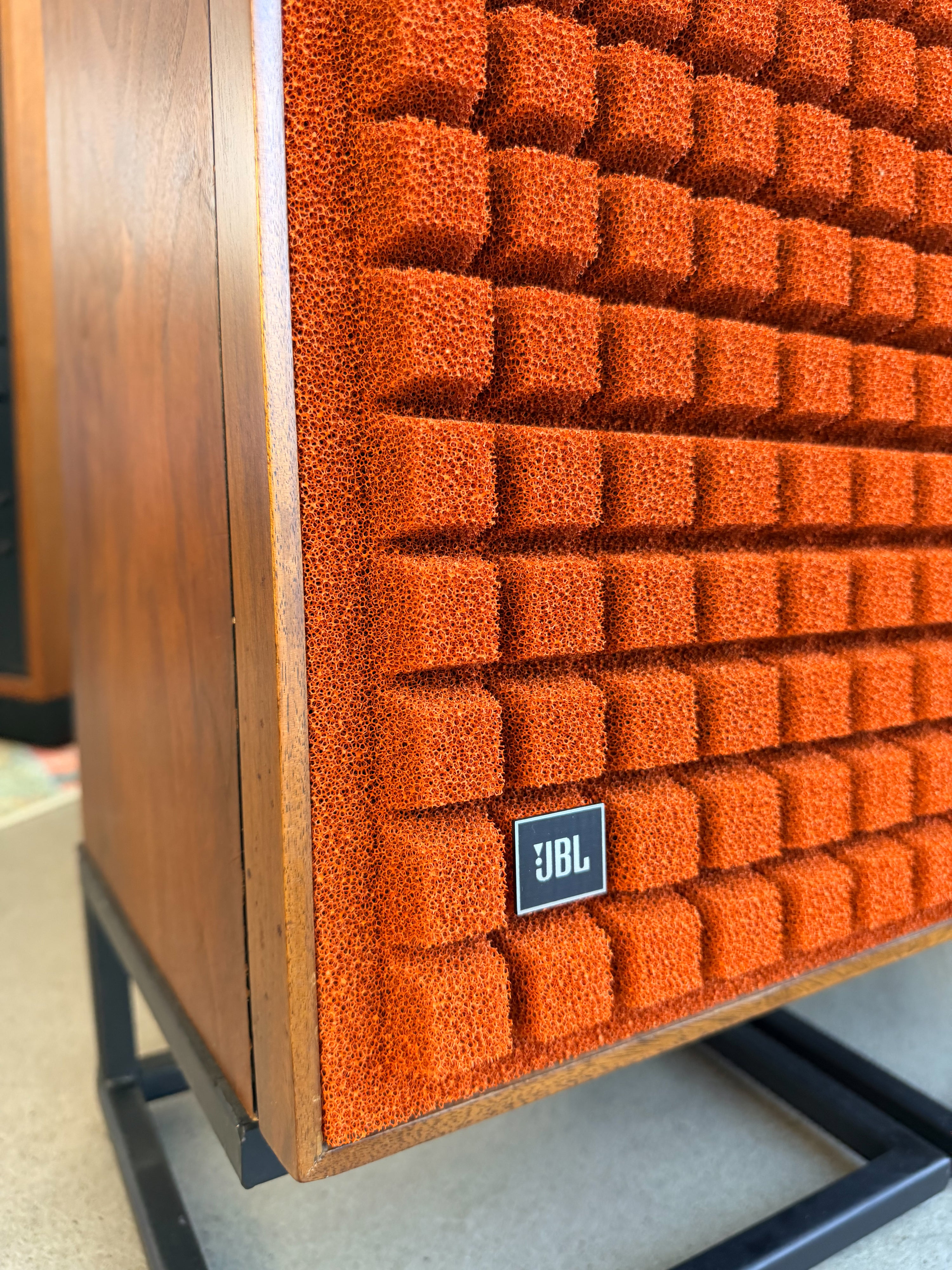 JBL L88+ _Floorstanding speakers