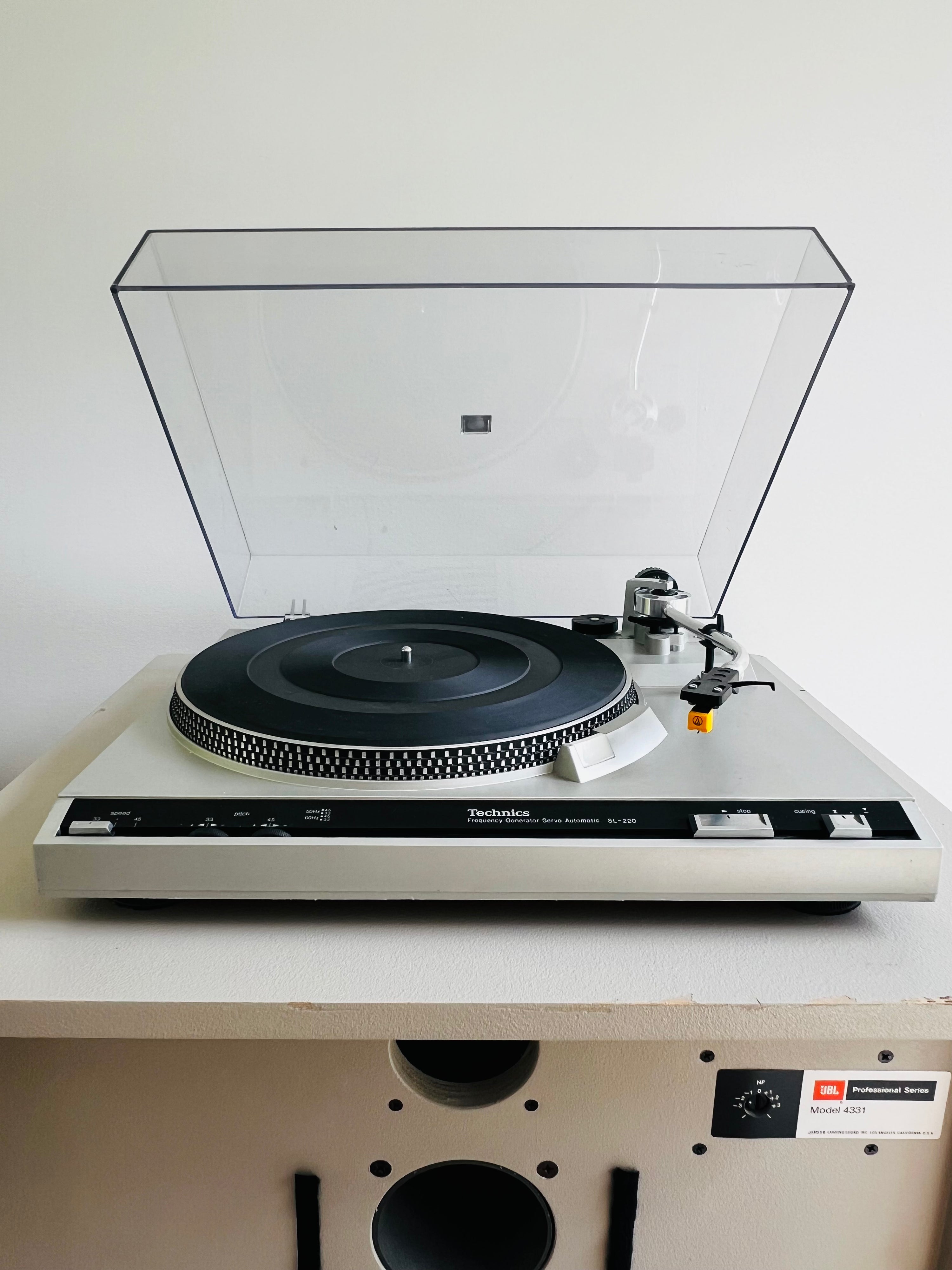Technics SL-220 _Table tournante à courroie
