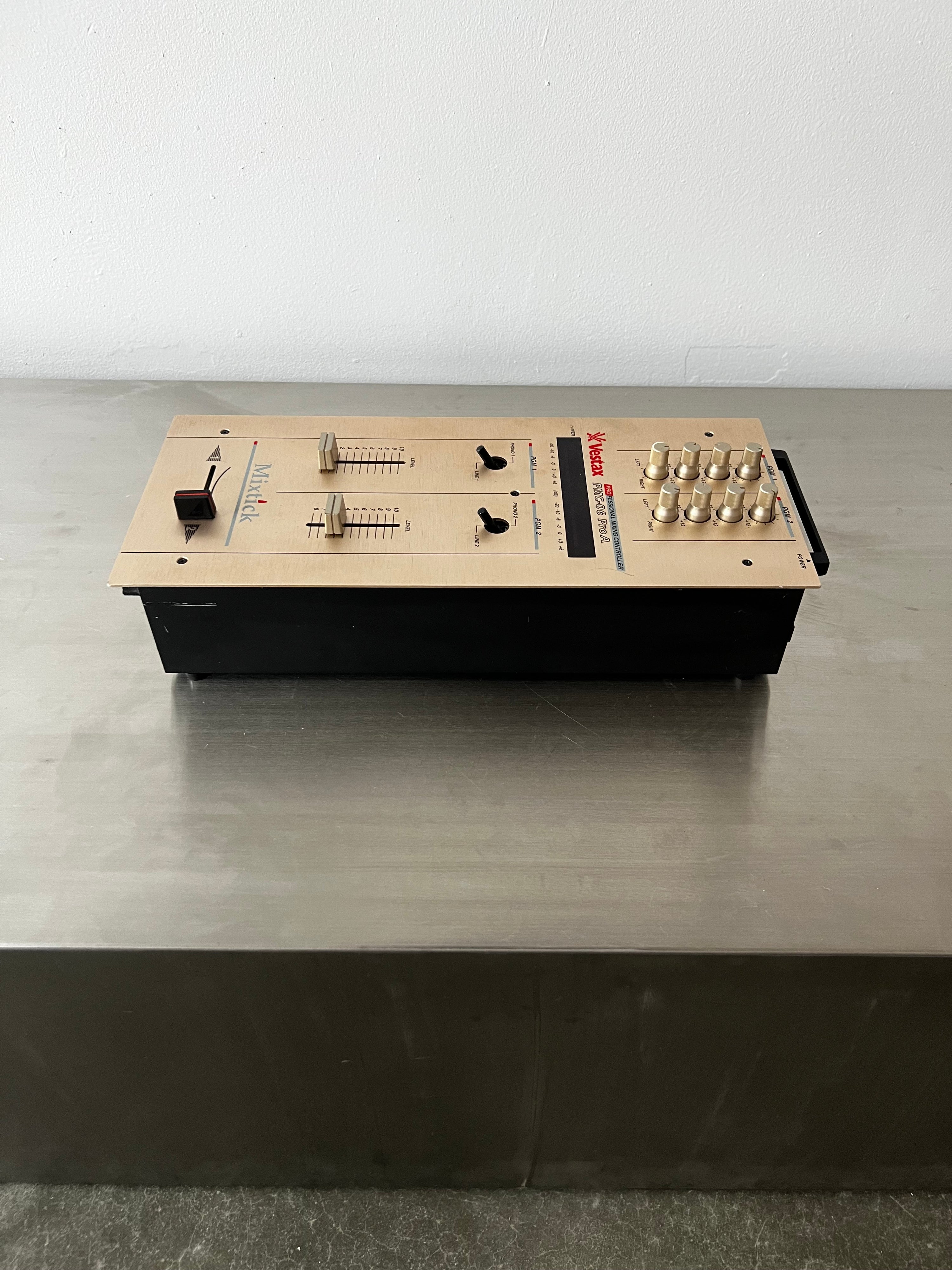 Vestax PMC-06 Pro A mixer