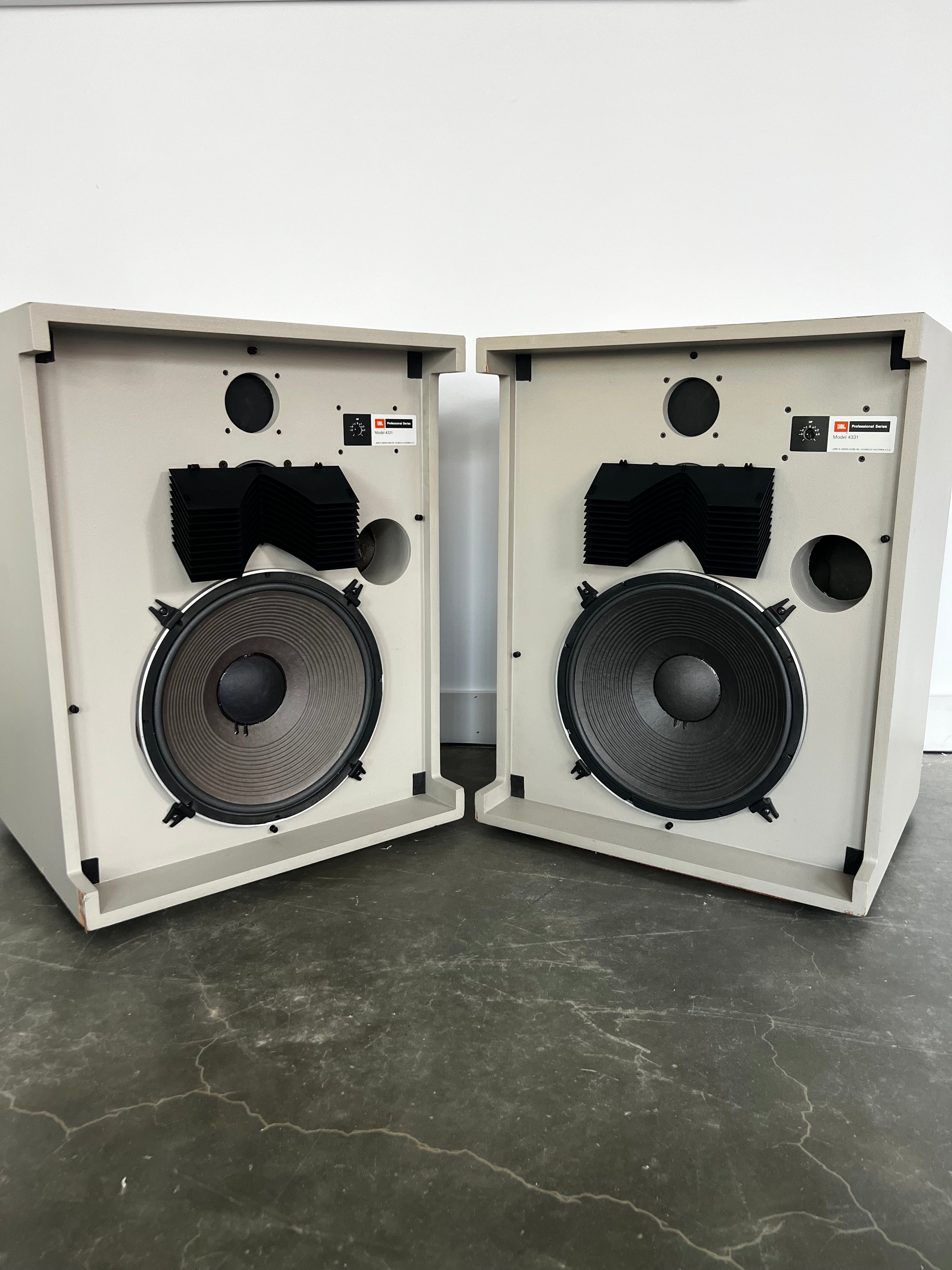 JBL 4331  _Haut-Parleurs de plancher