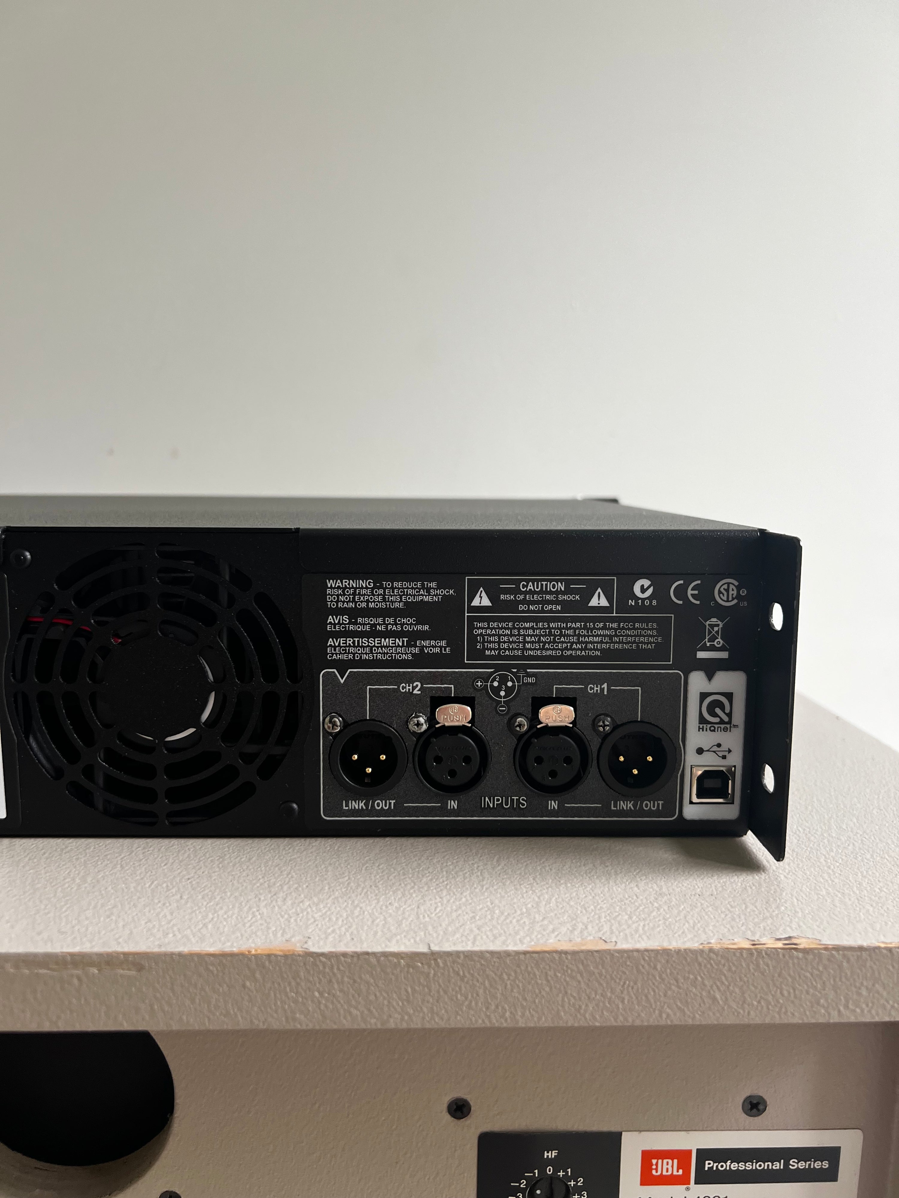 Crown Xti-2000 _Amplificateur de puissance