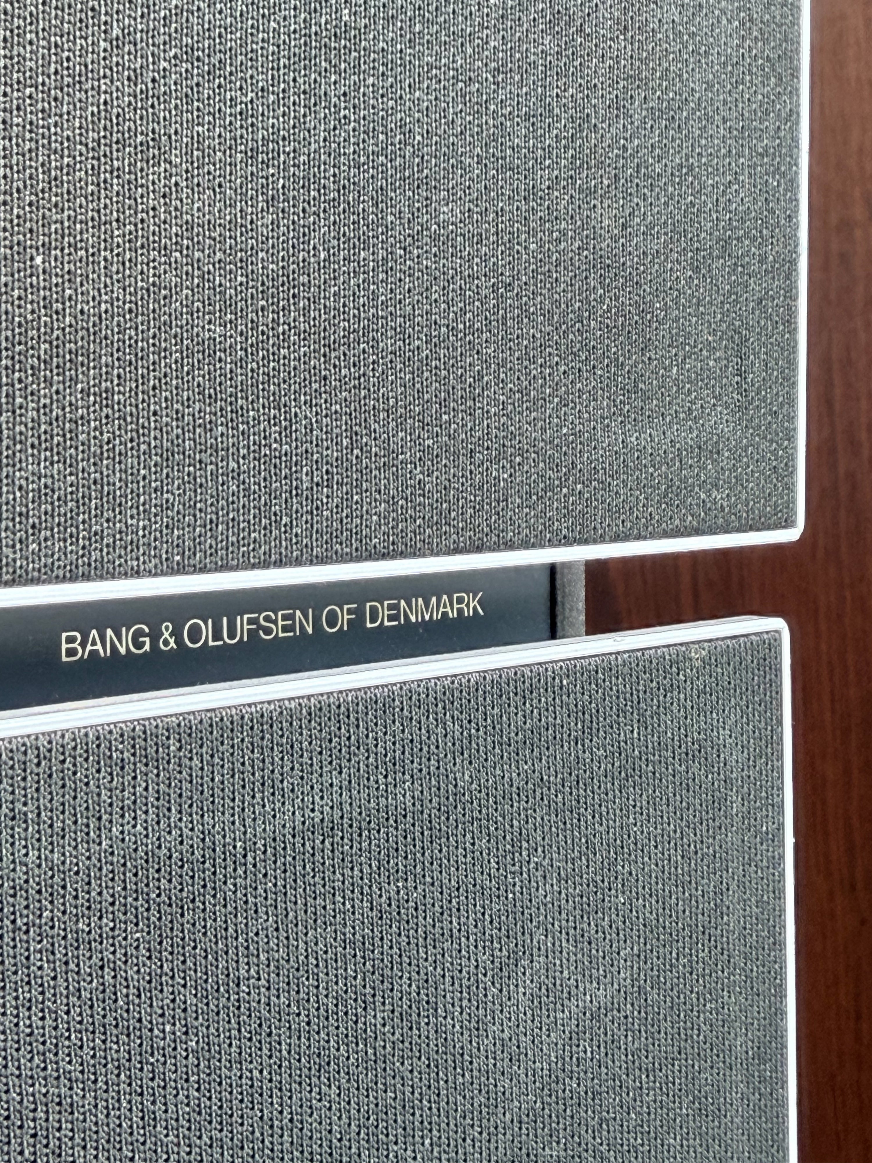 Bang & Olufsen Beovox M150.2 _Floorstanding speakers