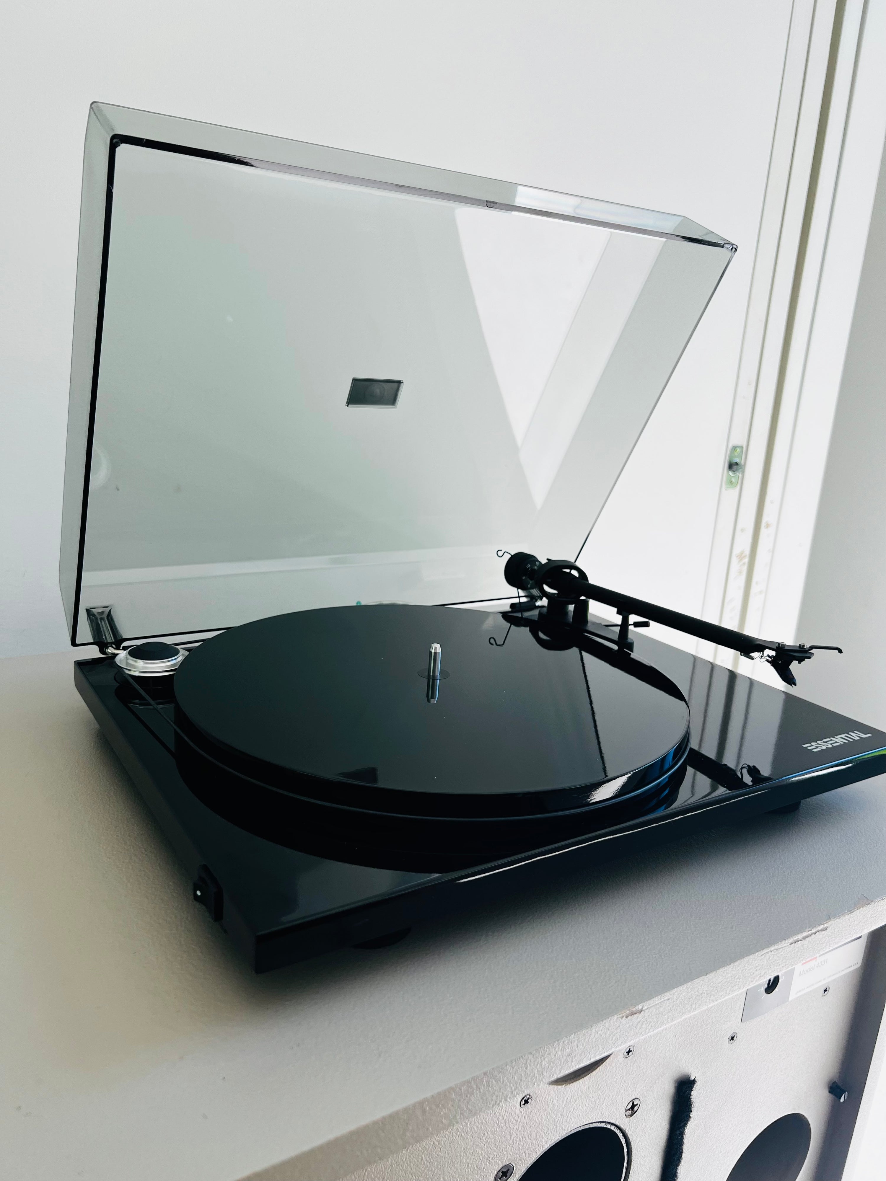 Pro-Ject Essentiel III _Table tournante à courroie