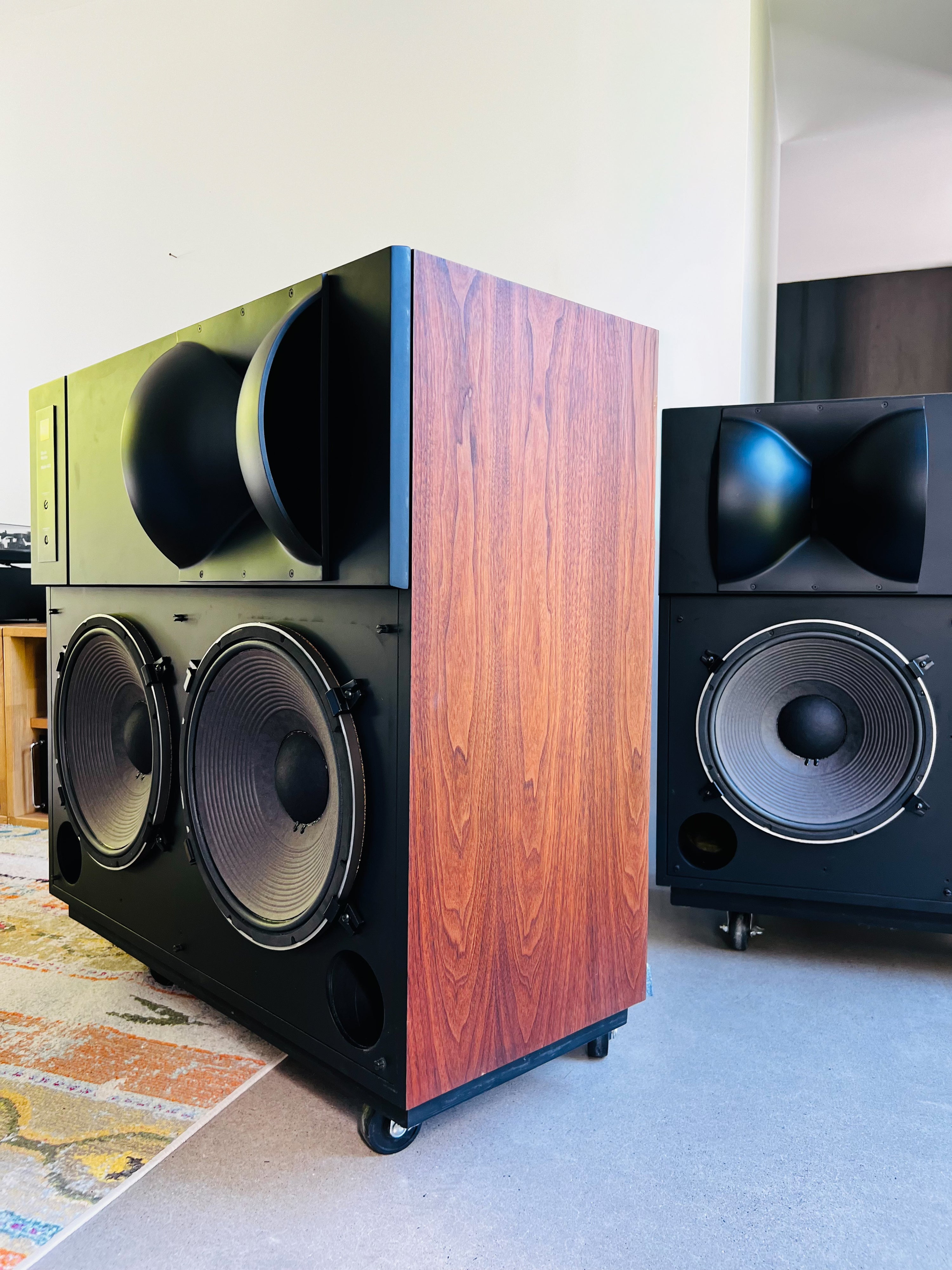 JBL 4435 _Haut-Parleurs de plancher