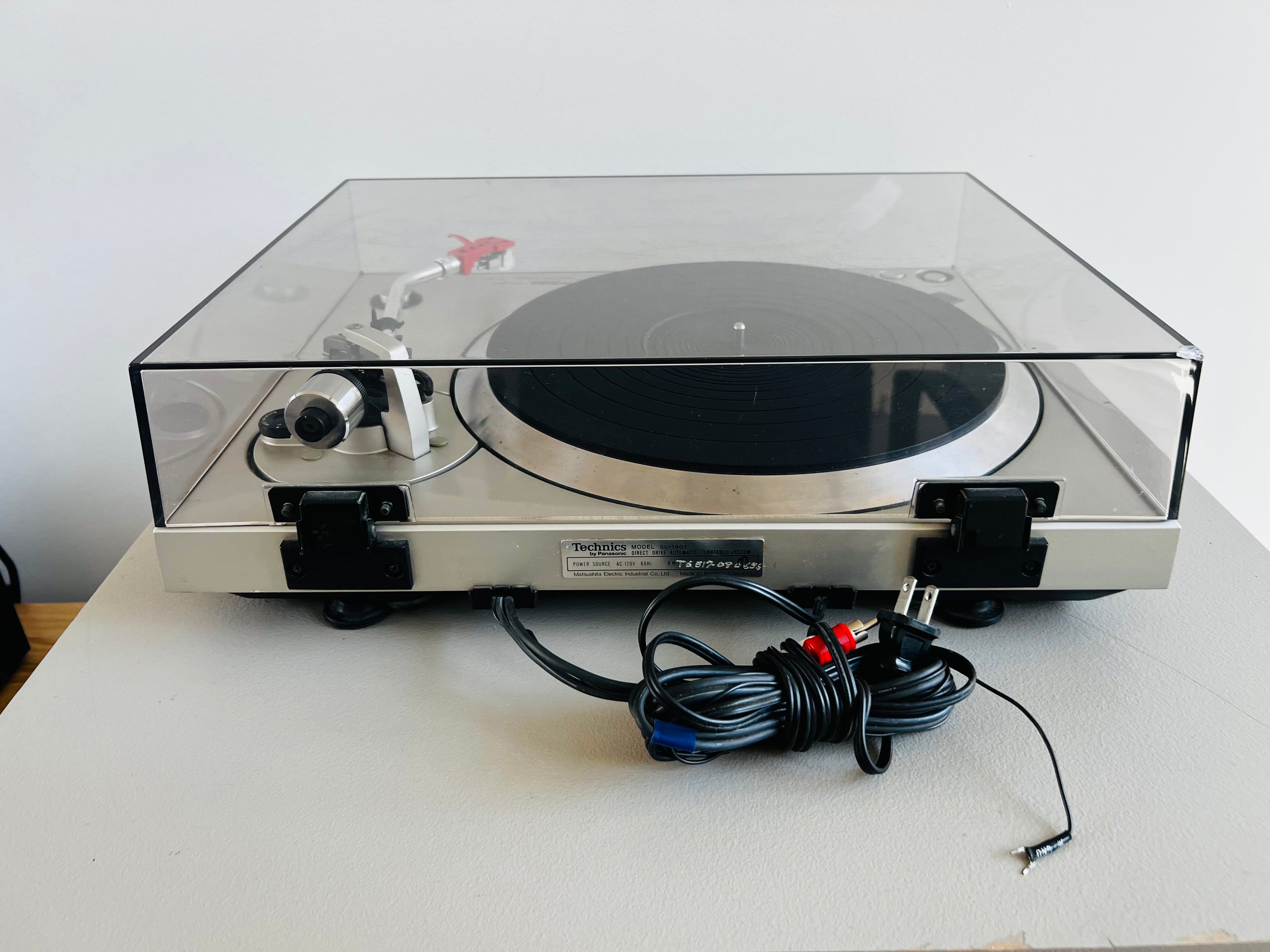 Techinics SL-1401 _Table tournante à entraînement direct