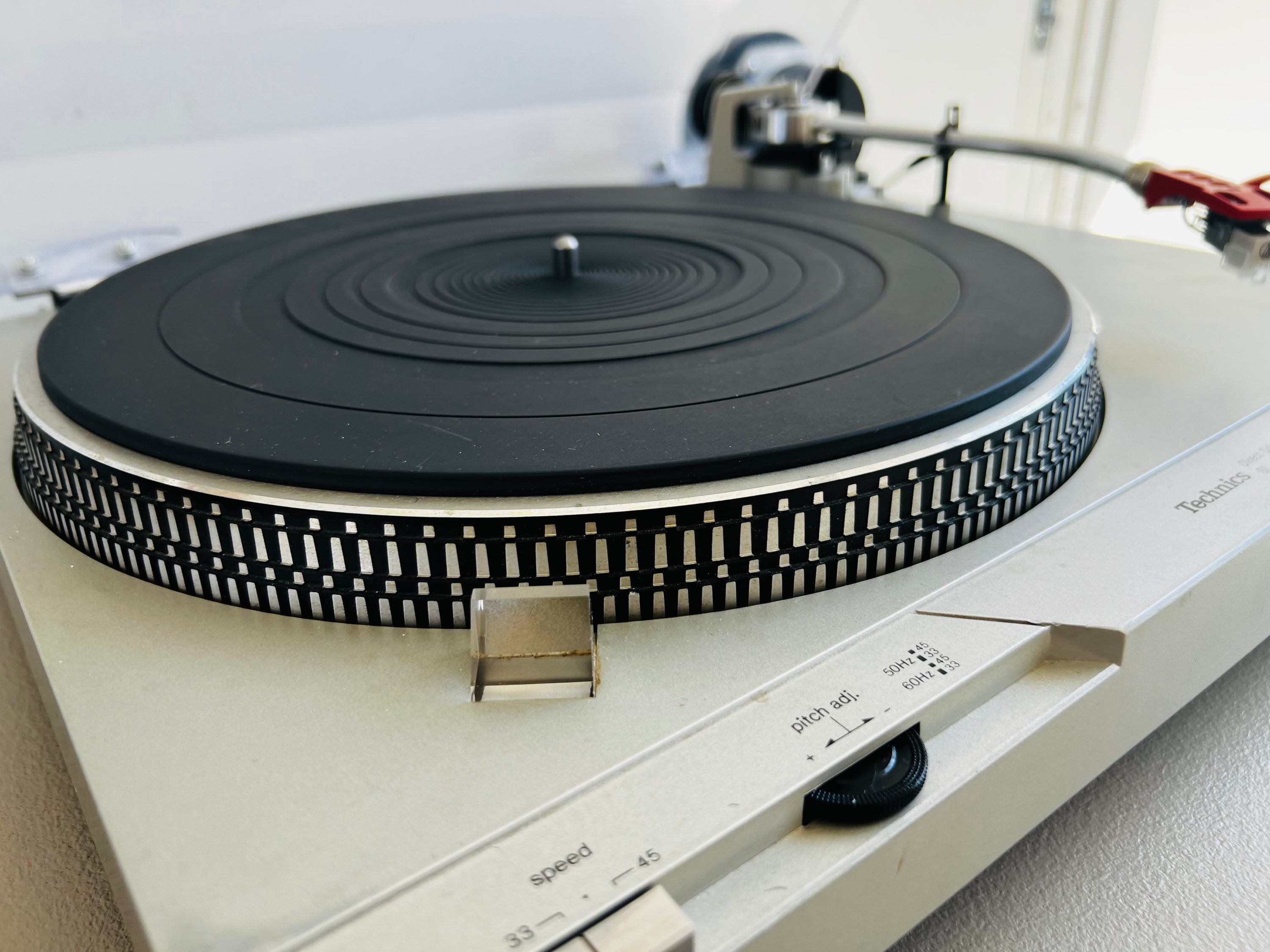 Techinics SL-D2 _Table tournante à entraînement direct